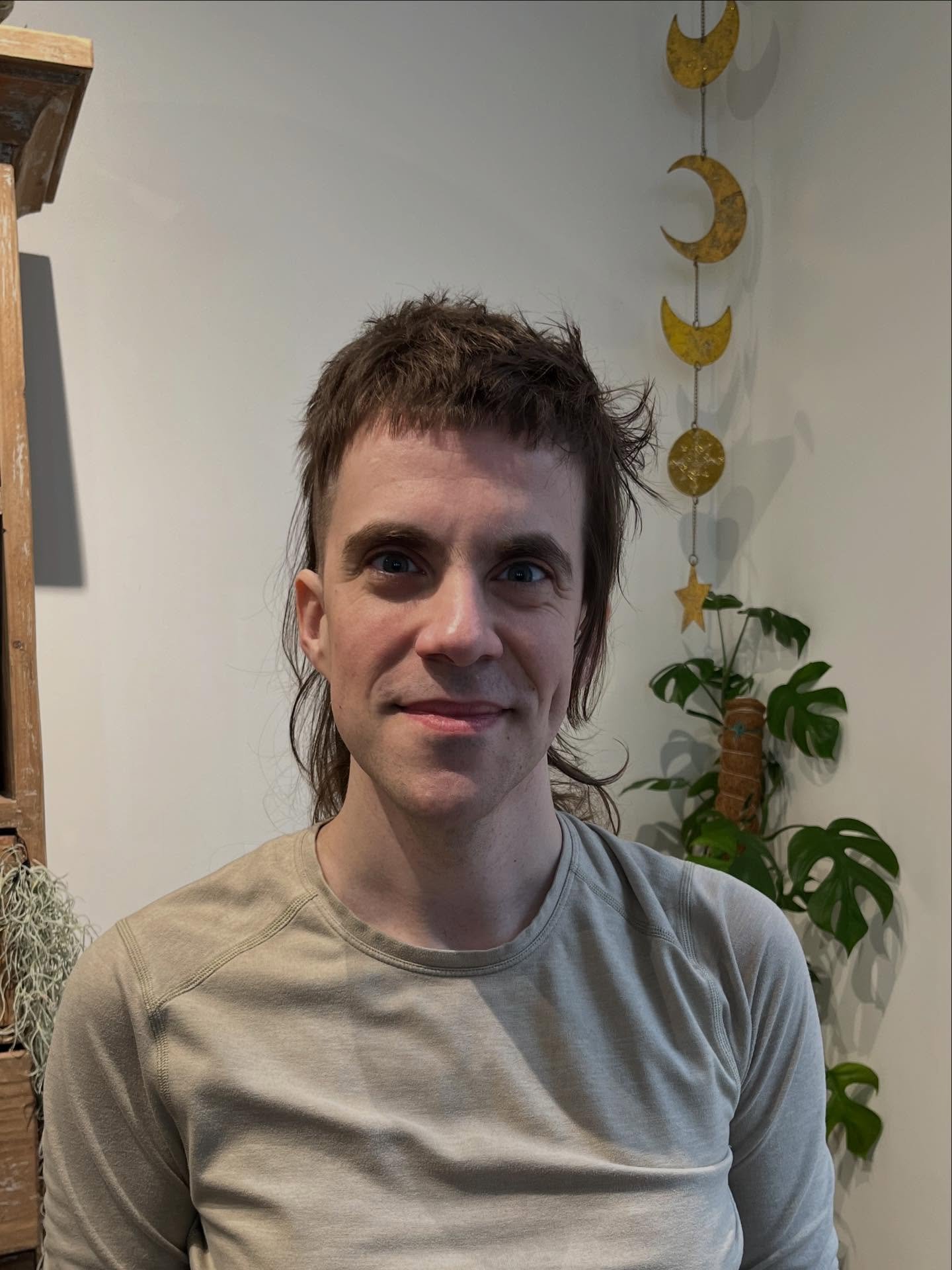 This haircut is all about team work kite guides me through after I&rsquo;ve built the foundations and puts their own touch on the cut. Always an artist!