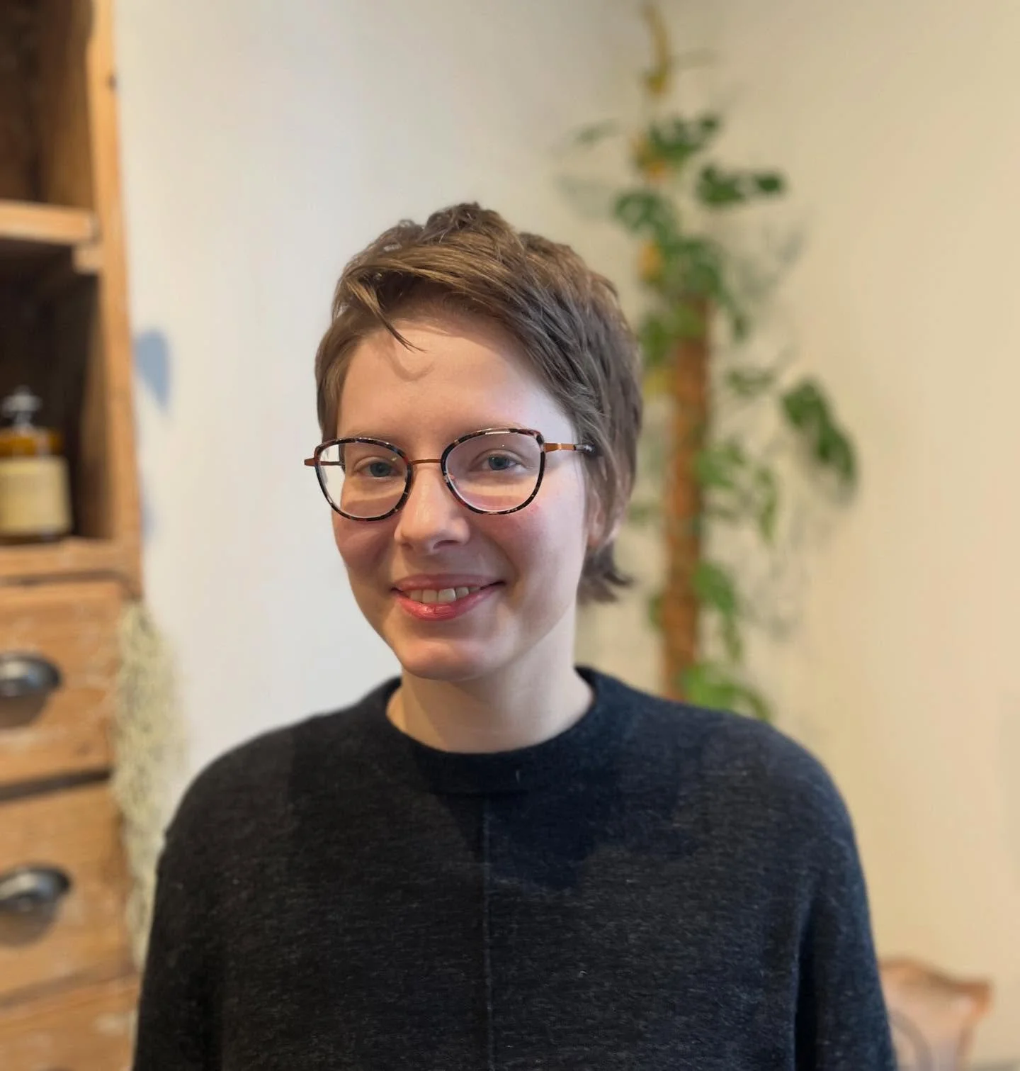 Big hair change&hellip;swipe for the before. #pixie #texture #shorthair #seattle #washington razorcut