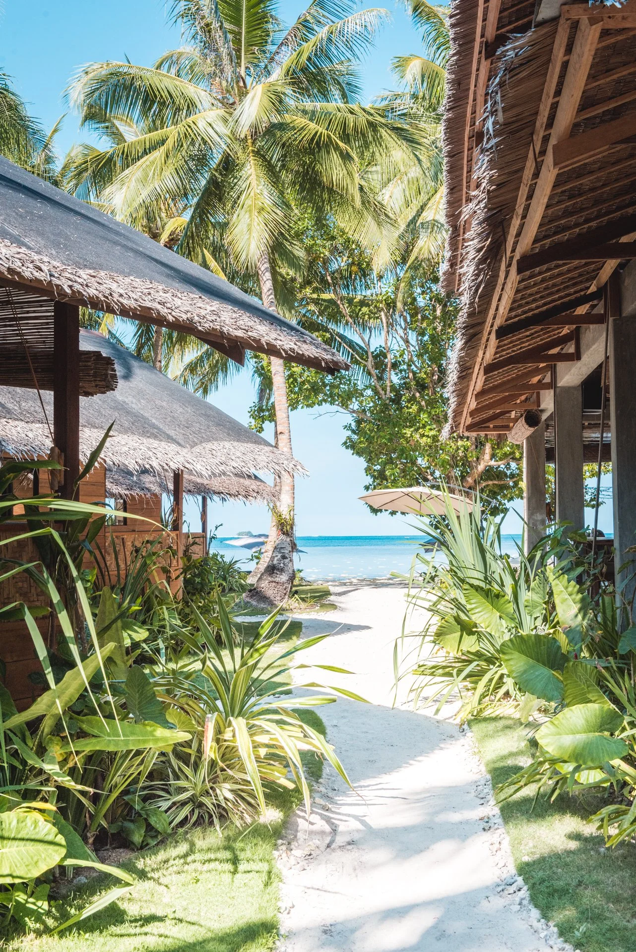 View of the beach from one of the shared cabanas at Daloy Yoga retreat