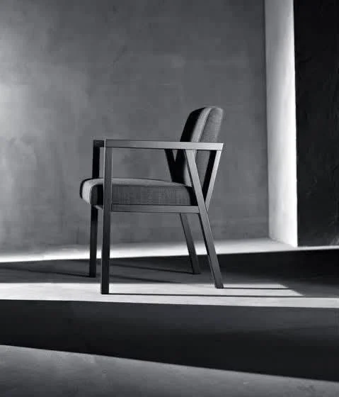 Silla Obsidiana