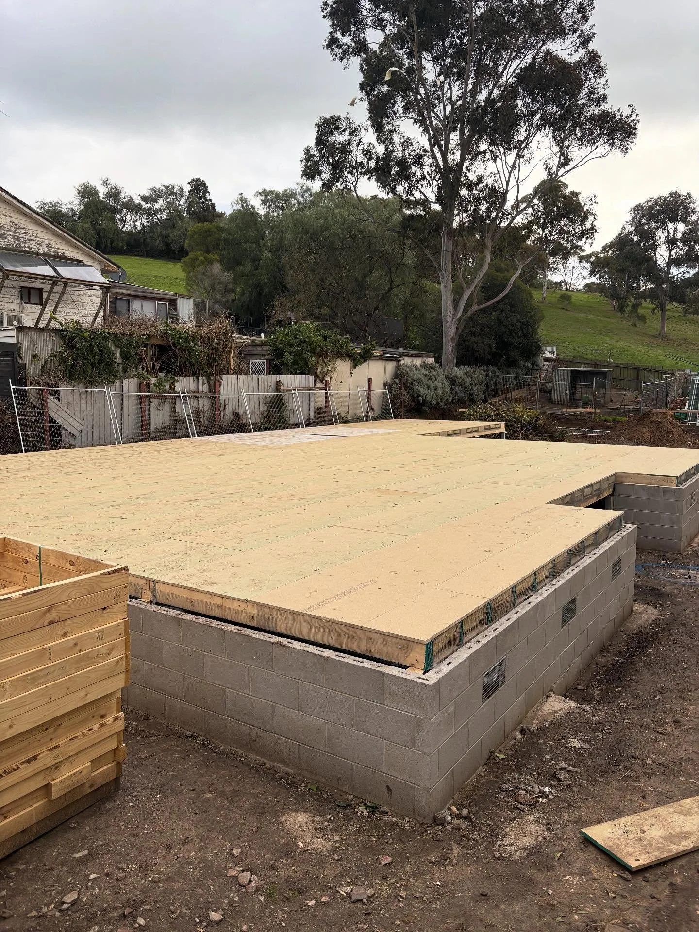 Subfloor down, ready for frame stage. 
#geelongbuilder #bellarinebuilder