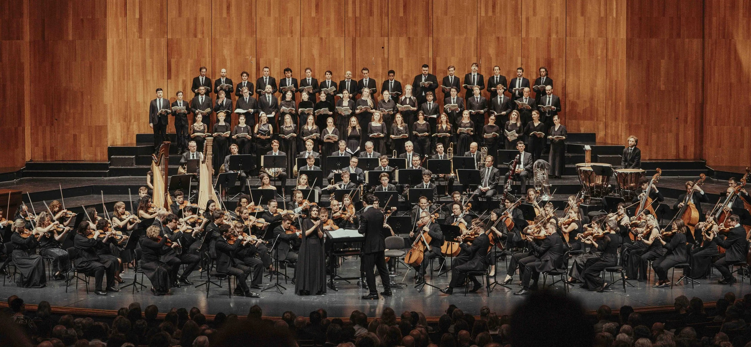 Brahms' Requiem with Utopia