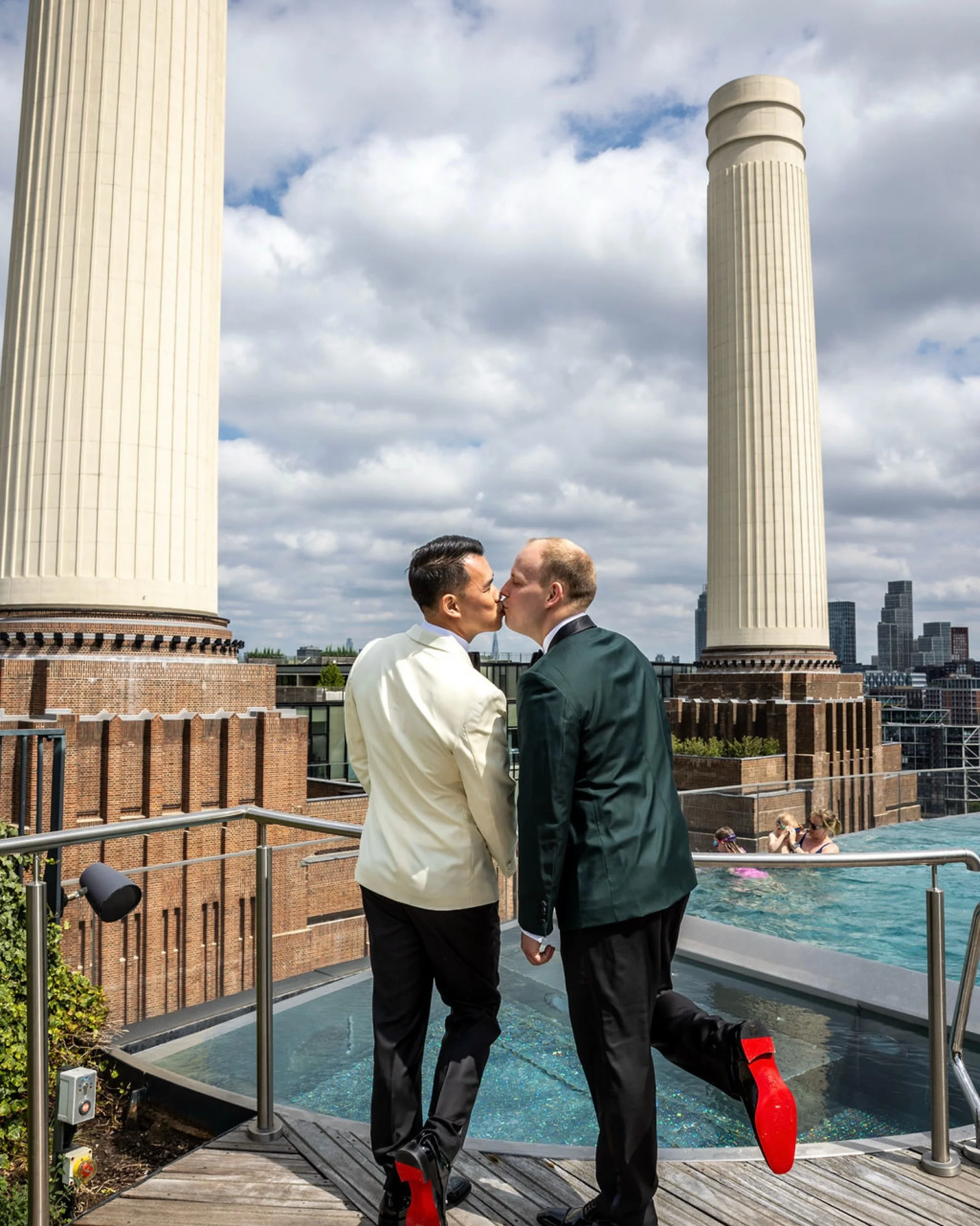 Some of my favourite photos from Kevin and James&rsquo; (both he/him) wedding last month!

I got sent the gallery yesterday from @paulgapperphoto and it&rsquo;s simply so beautiful, I haven&rsquo;t been able to stop looking at the photos. Paul and hi