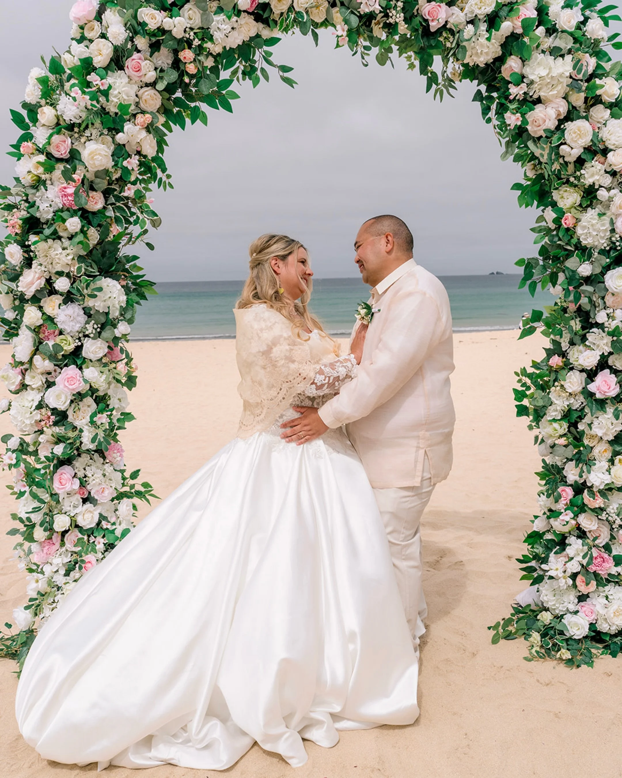 This gorgeous Cornwall wedding was two whole months ago!!

Elle (she/her) and Angelo (he/him) celebrated their marriage at @carbisbayweddings on a beautiful Saturday at the beginning of July, and I&rsquo;ve loved looking through these dreamy snaps by
