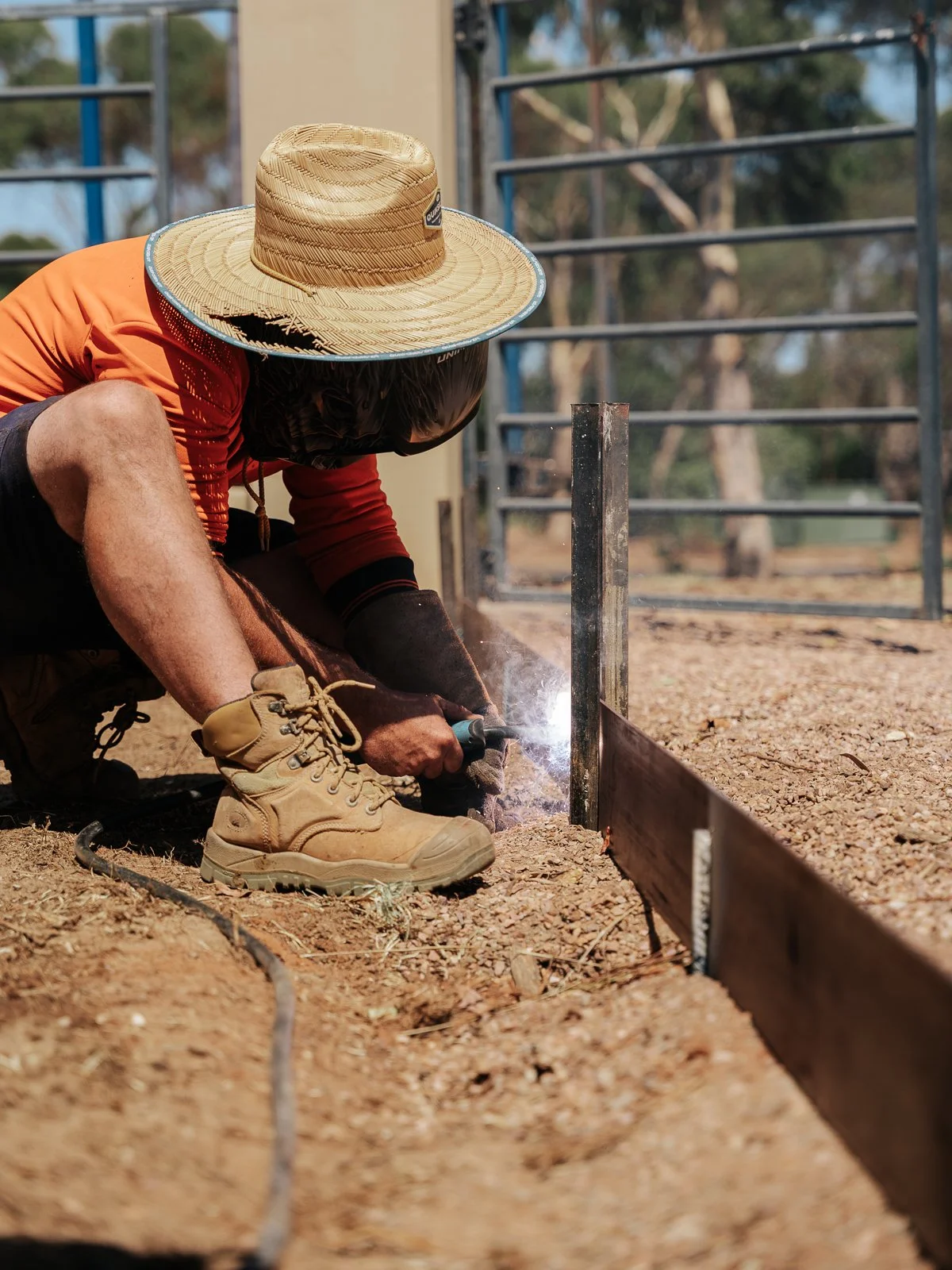welding, steel edging, corten steel edged, Garden edging