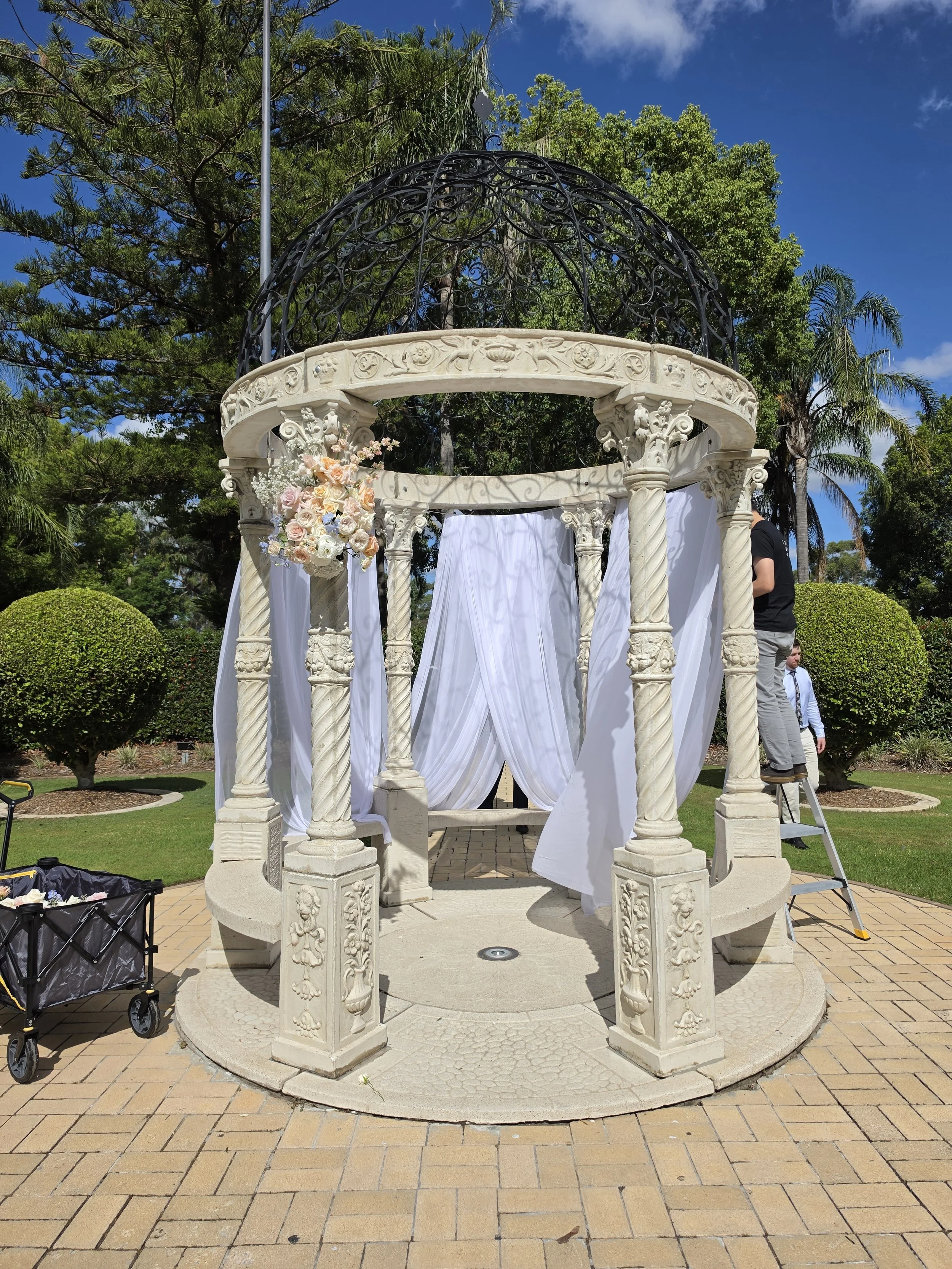 Oatlands House Gazebo with Draping by Love Story Blooms