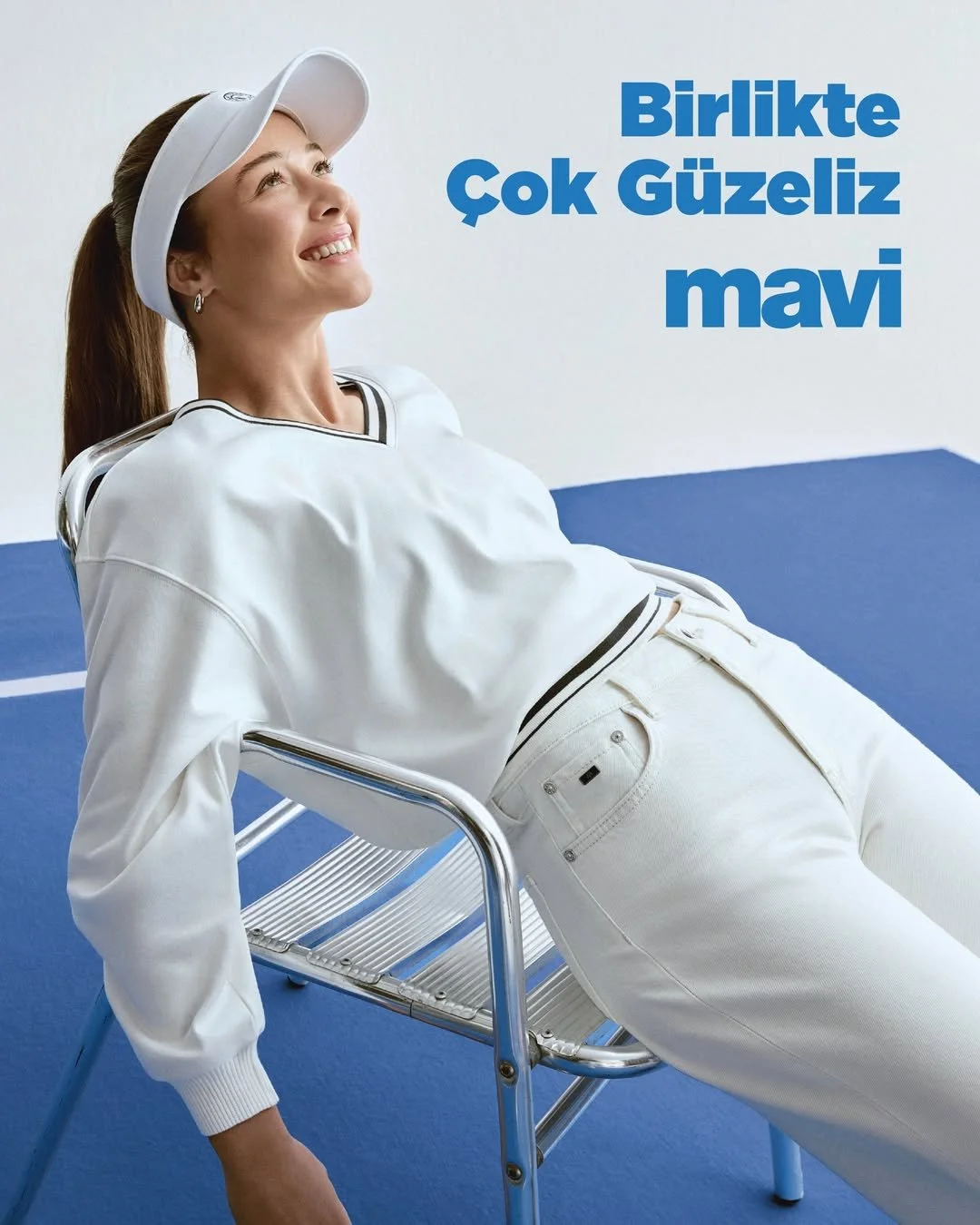 Zeynep Sönmez x Mavi.Birlikte çok güzeliz..jpg