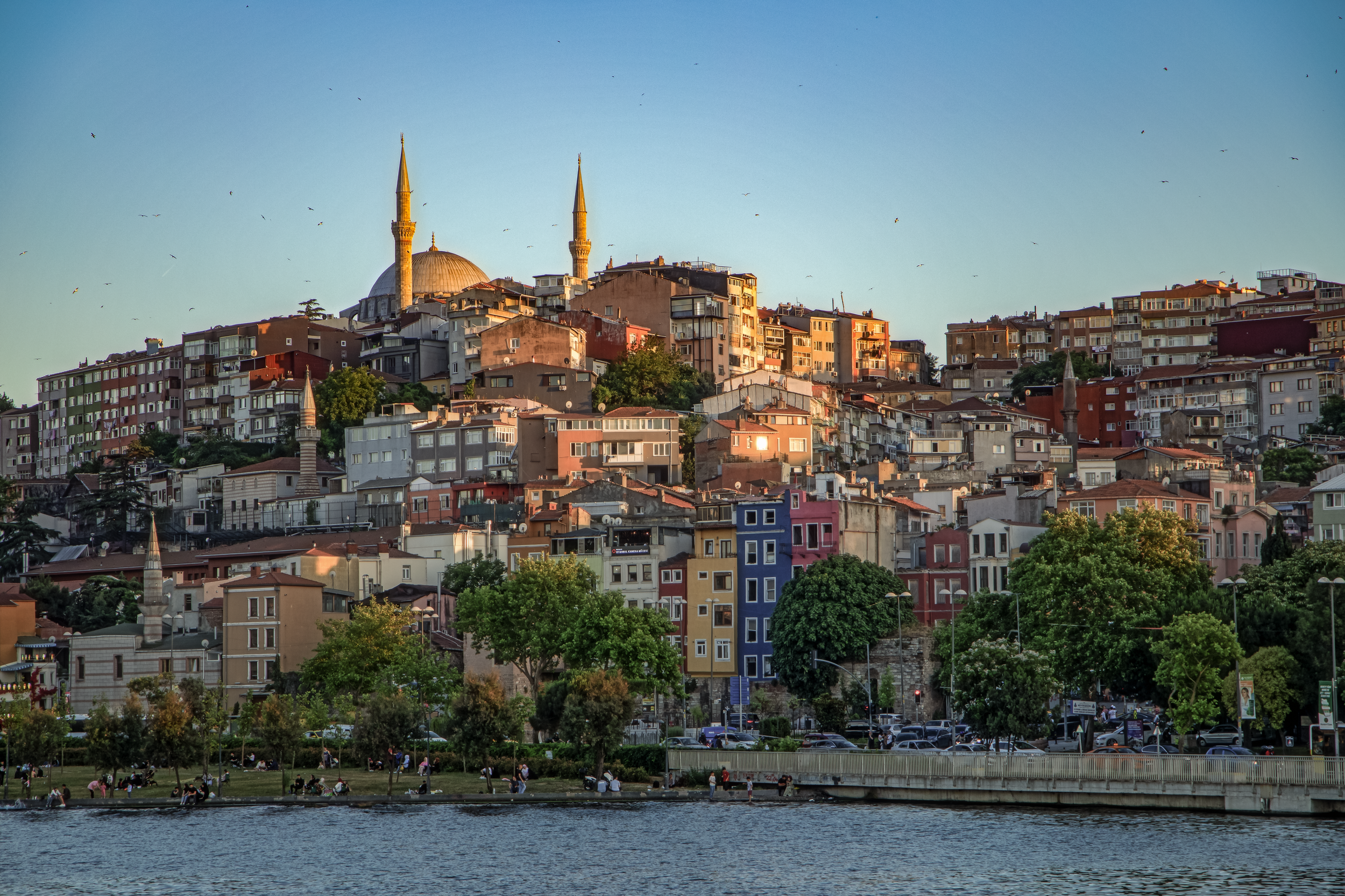 Istanbulite Waterfront.png