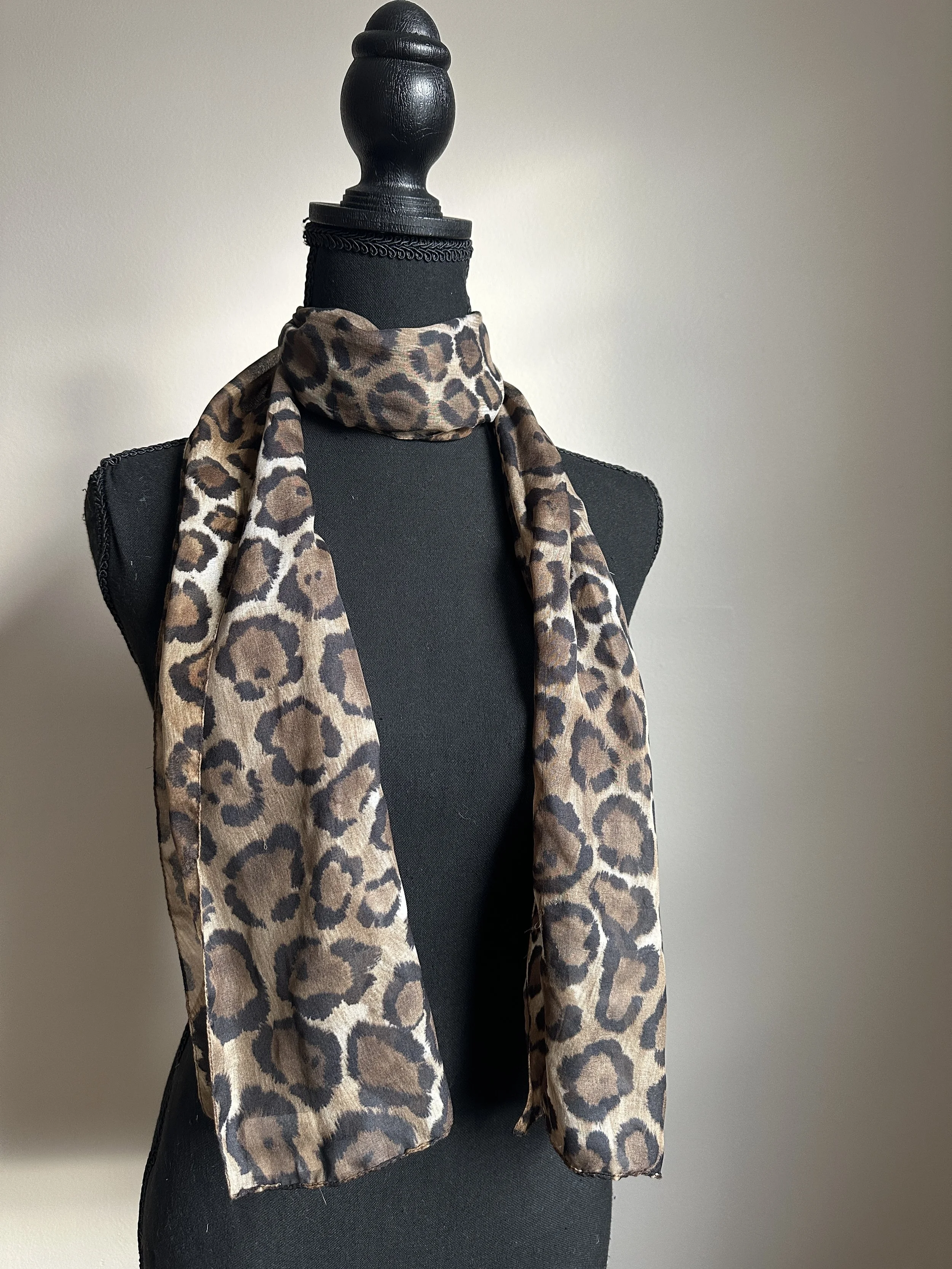 leopard scarf 2.JPG