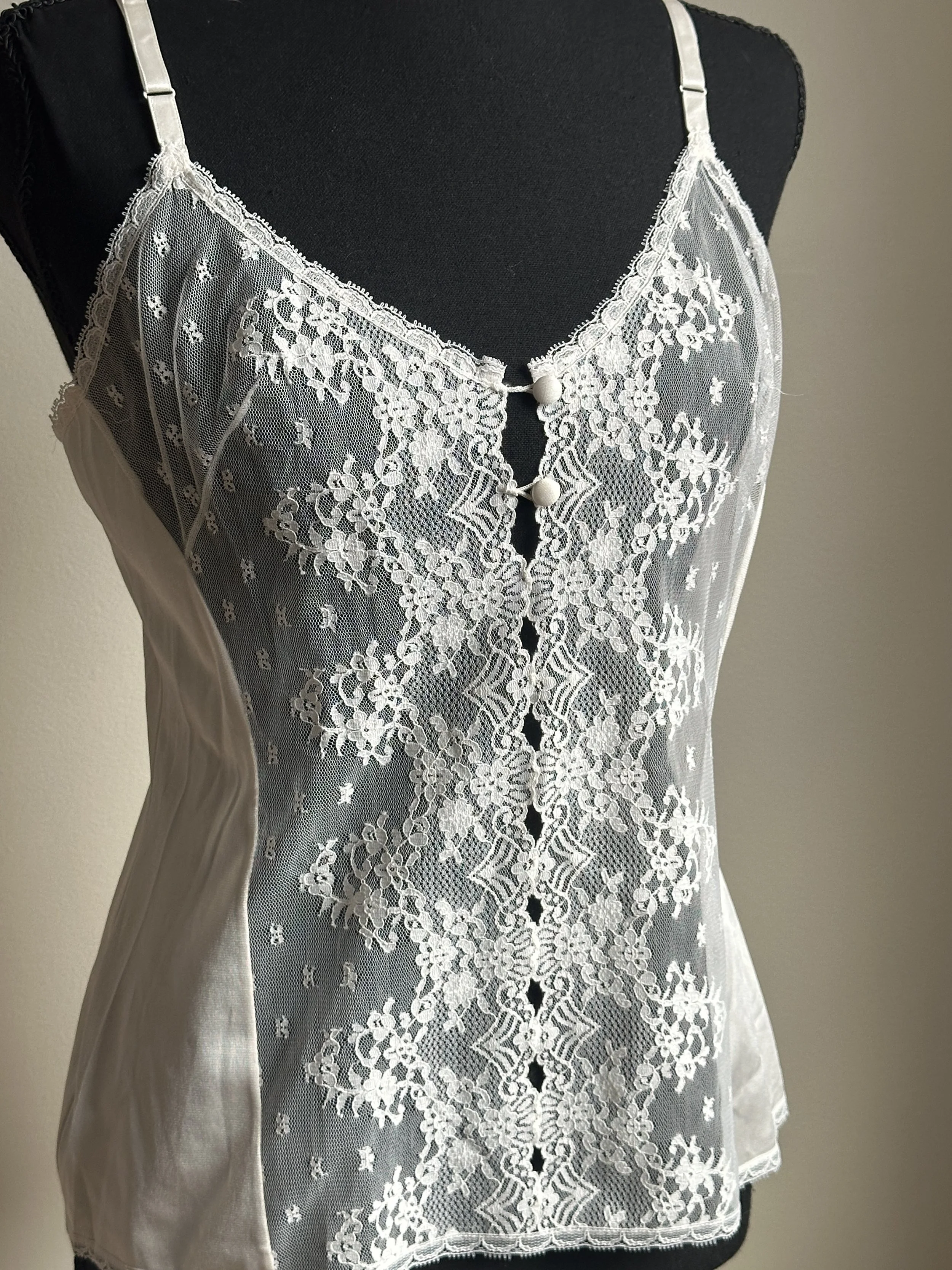 white lace front 3.JPG