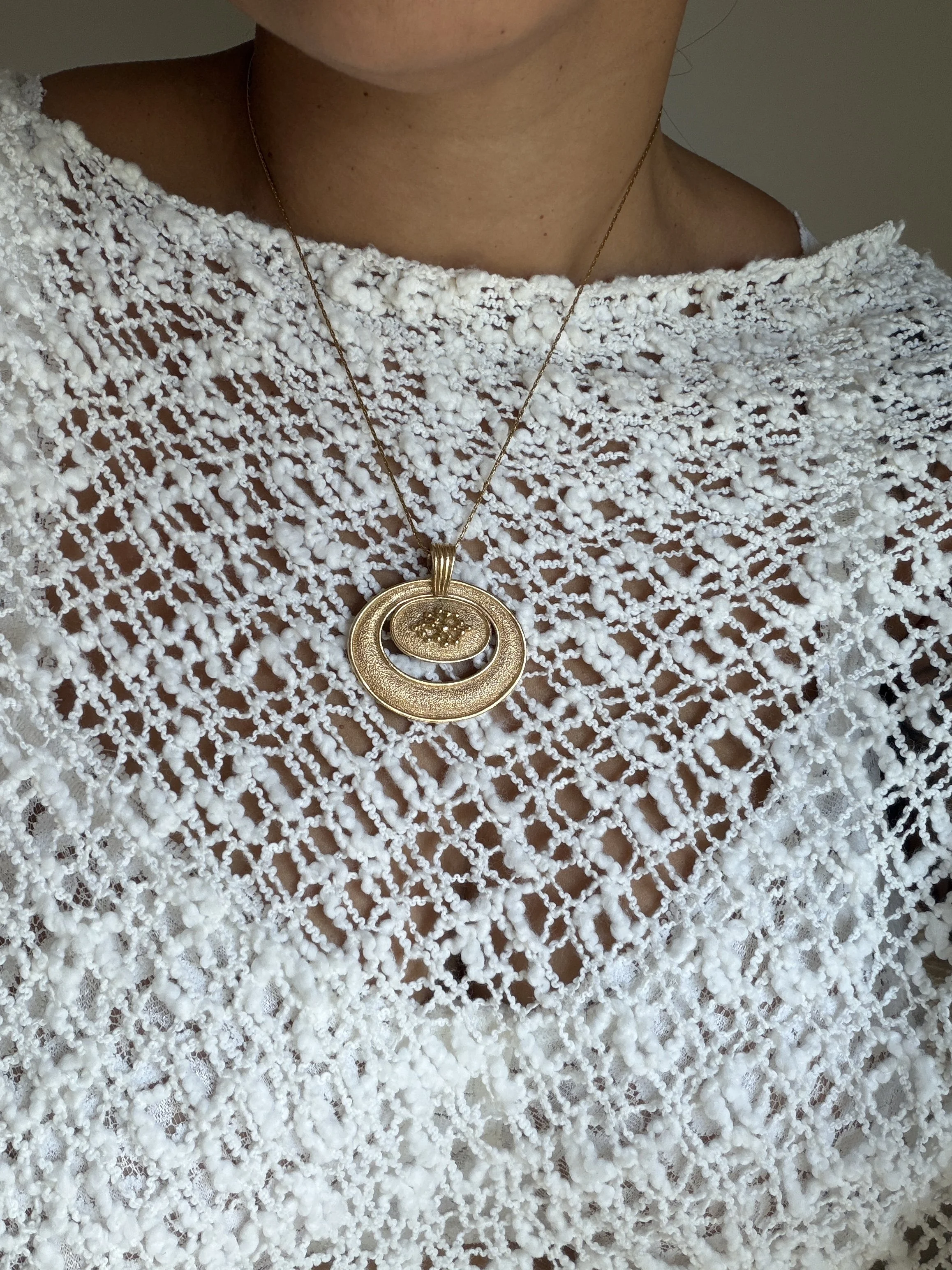 gold pendant 2.JPG