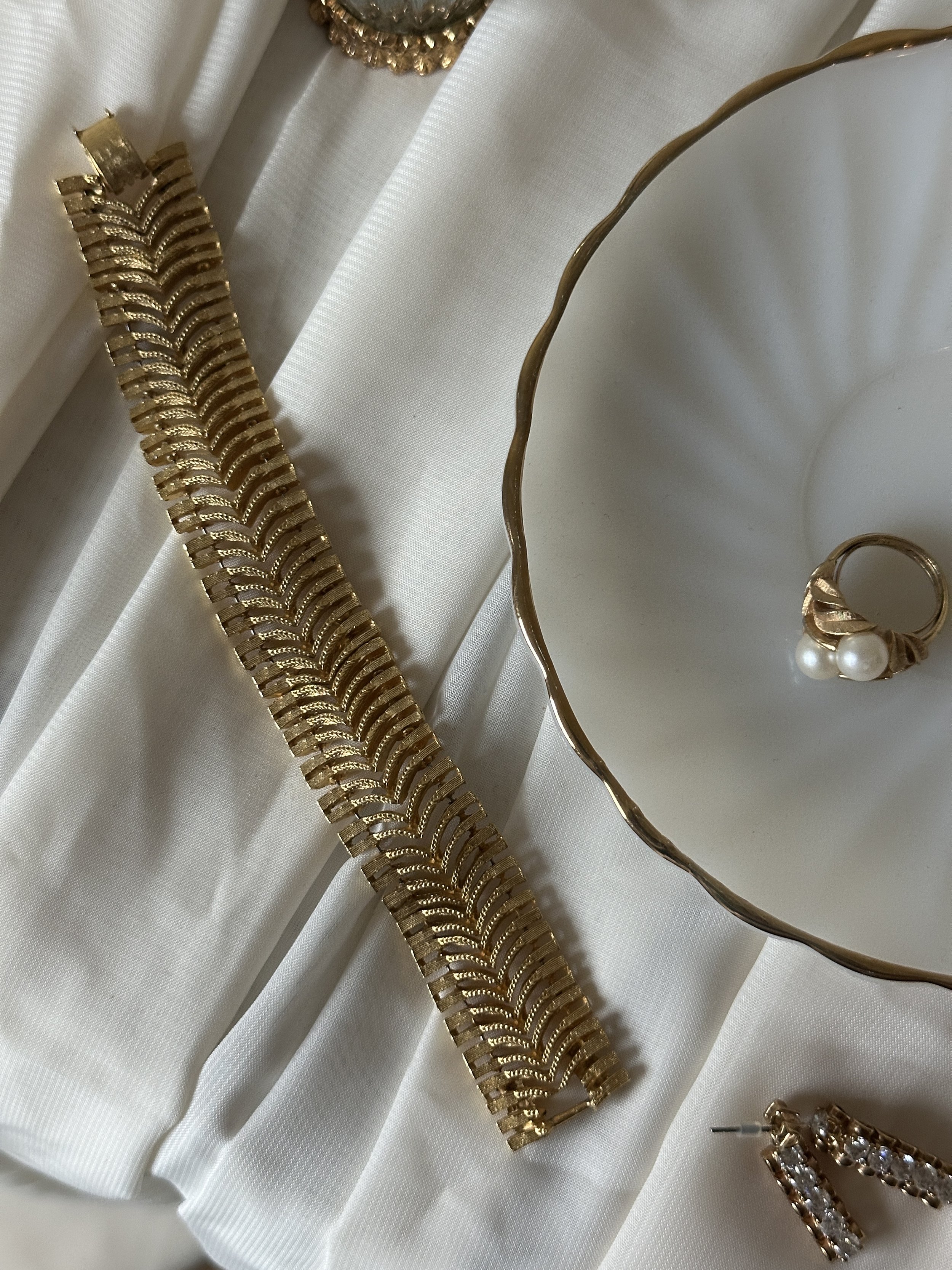 Feather Link Bracelet