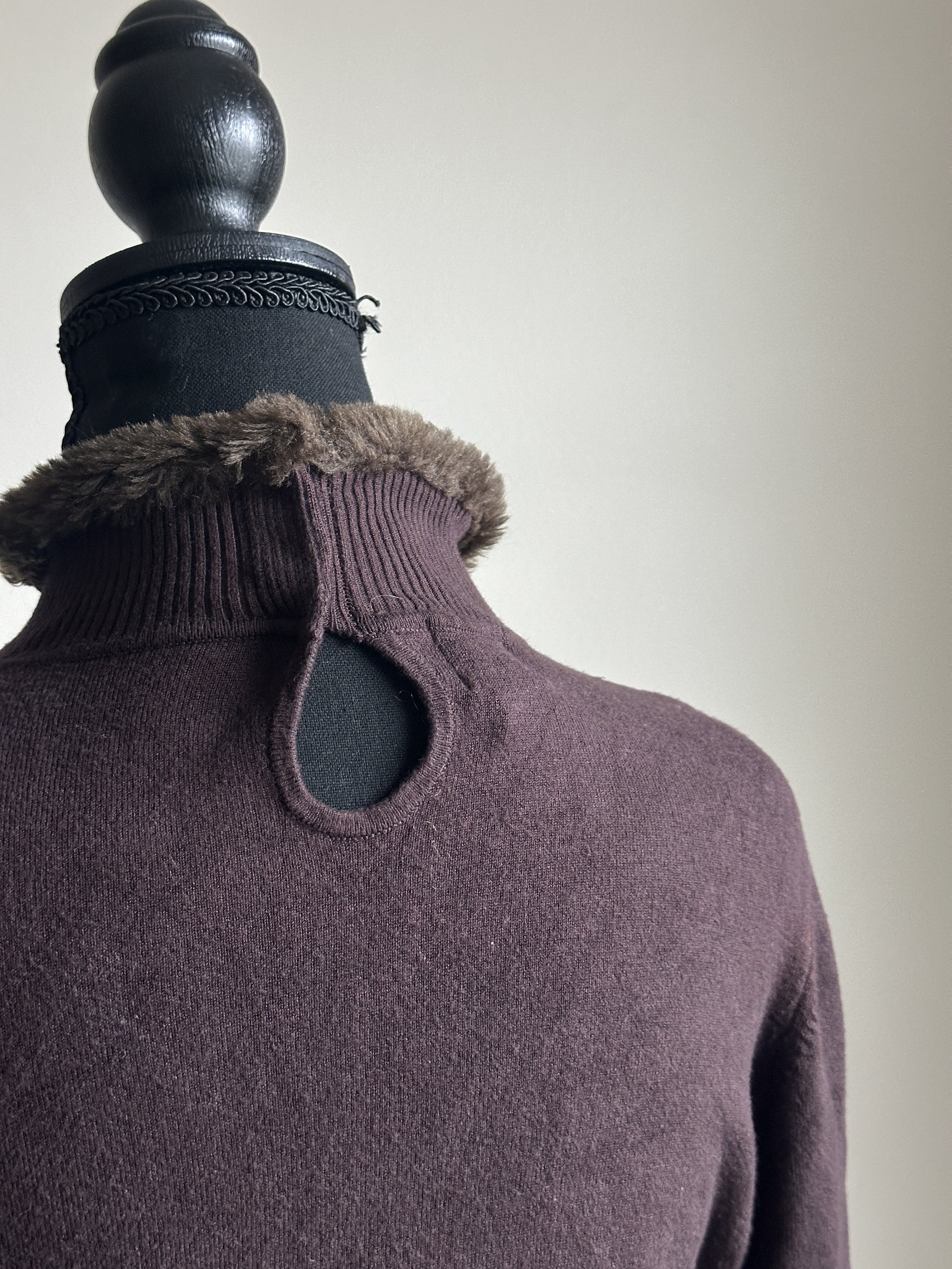 brown fur collar 3.JPG