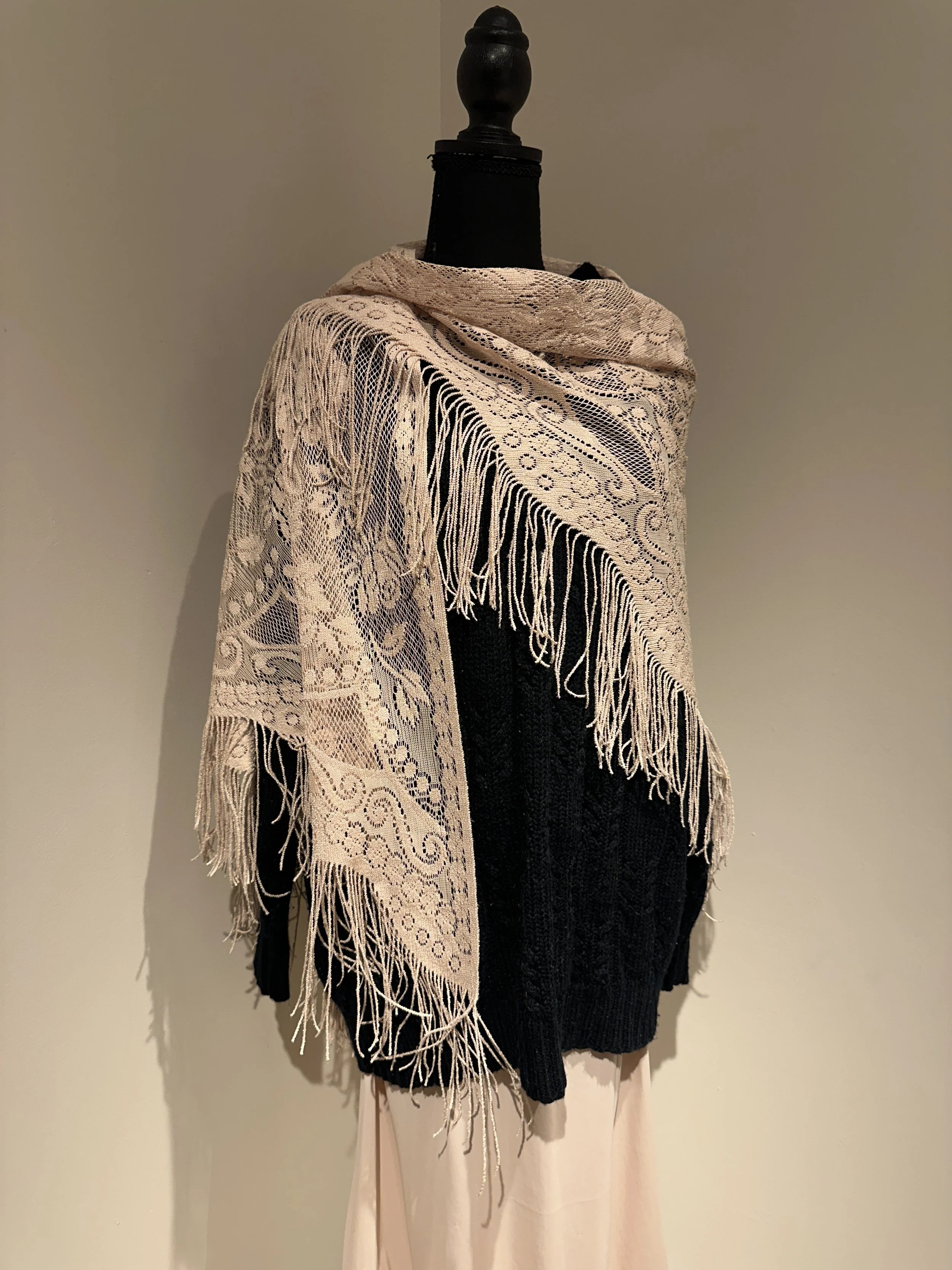 lace shawl.JPG