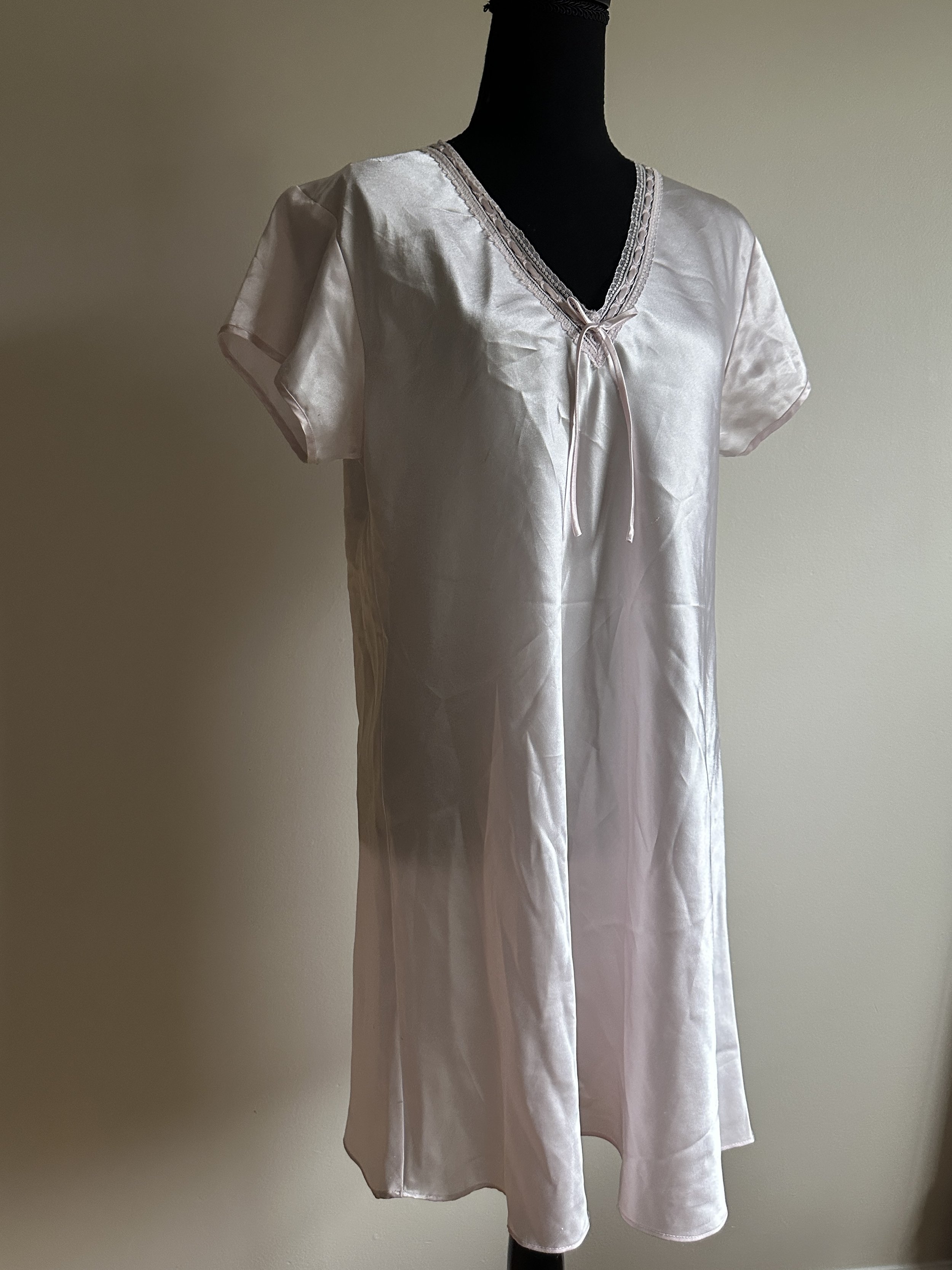 baby pink dress 4.JPG