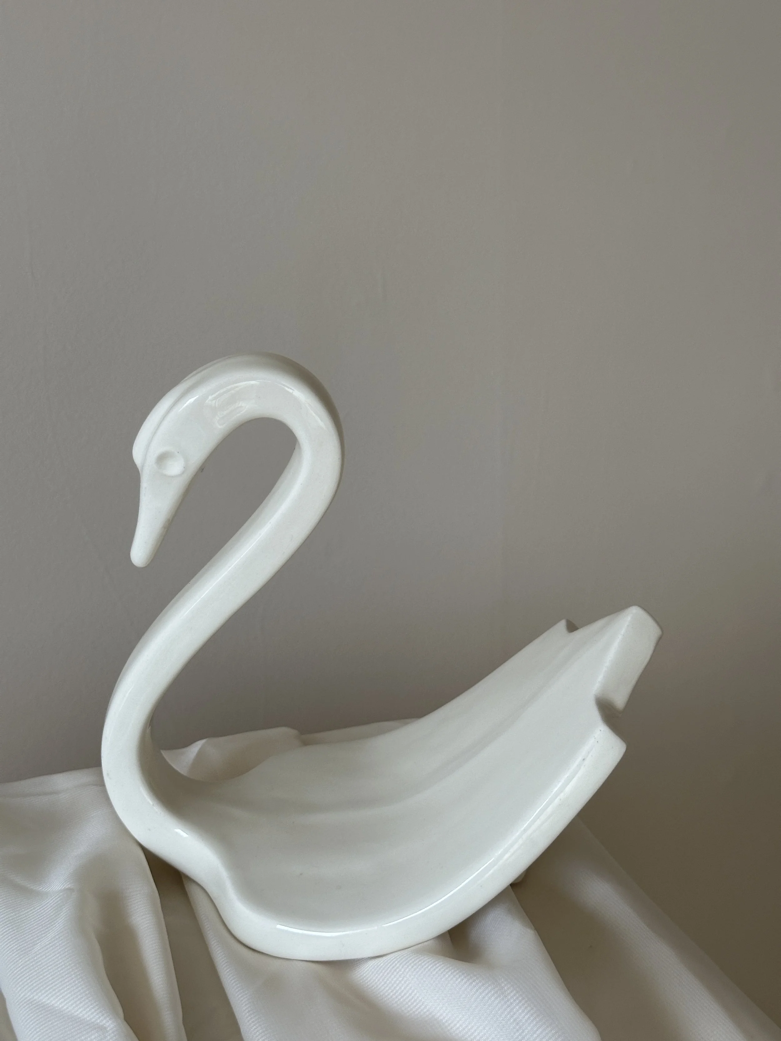 ceramic swan 2.JPG