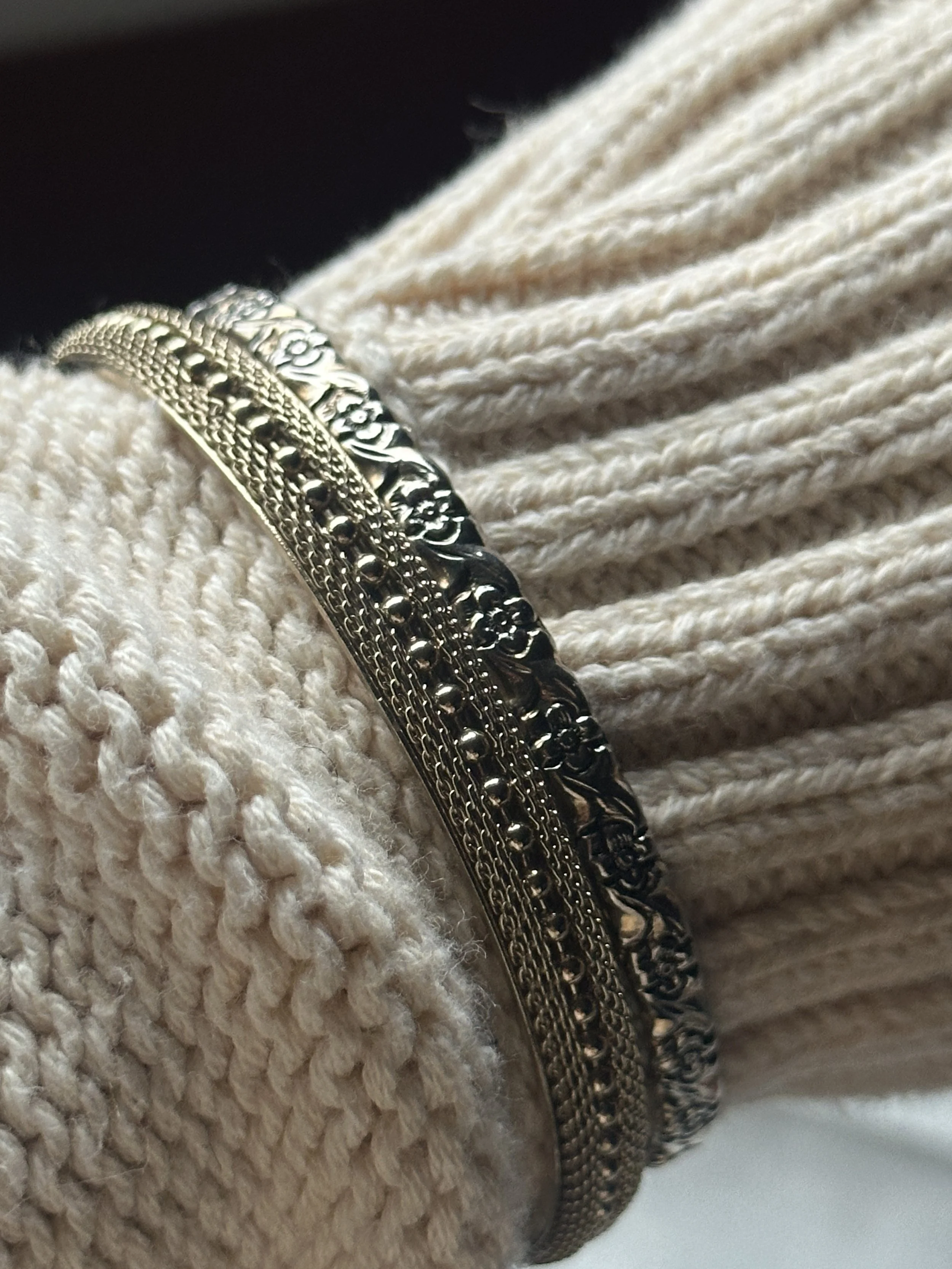 Silver Floral Bangle