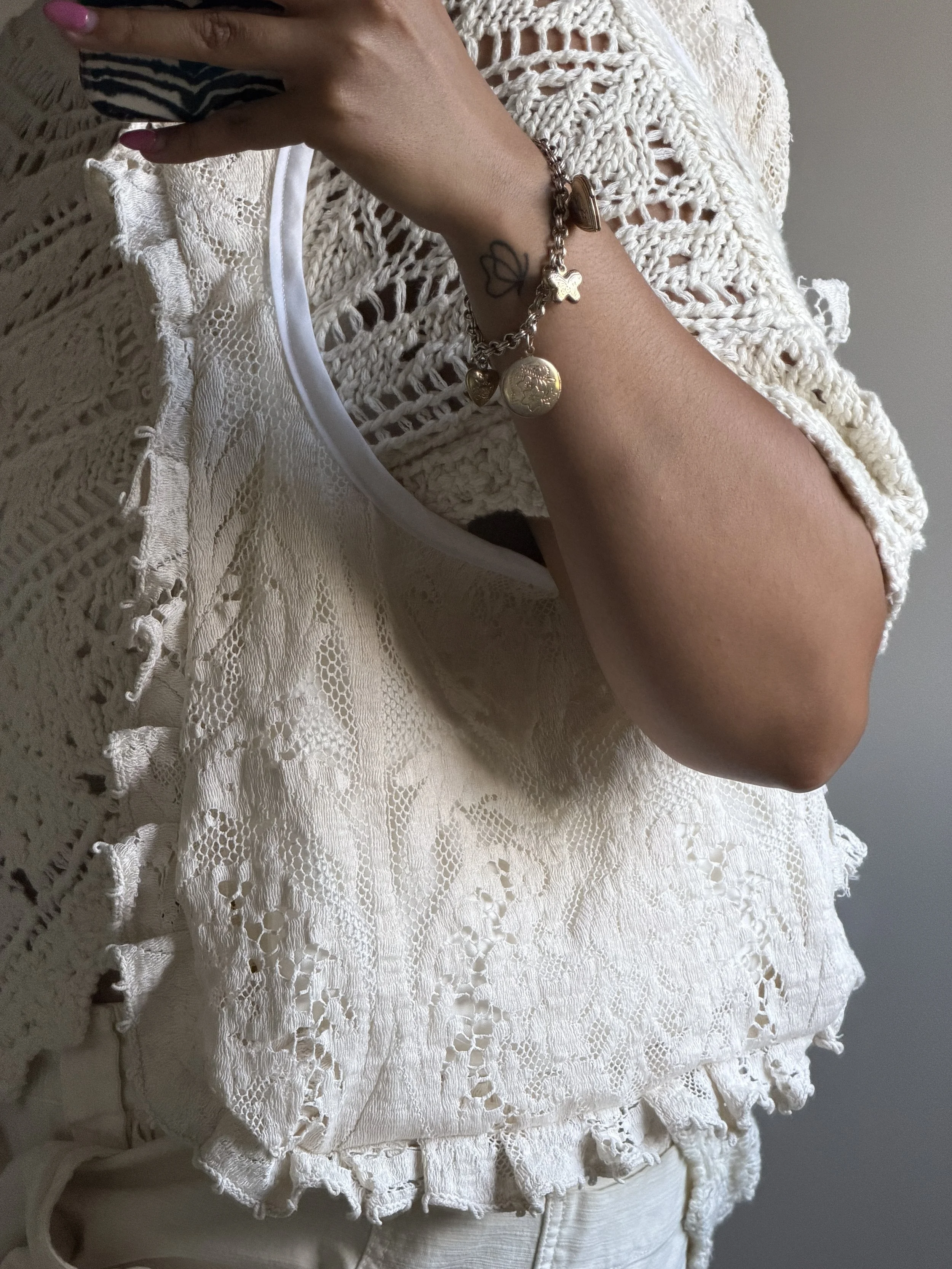 Beige Lace Ruffle Bag