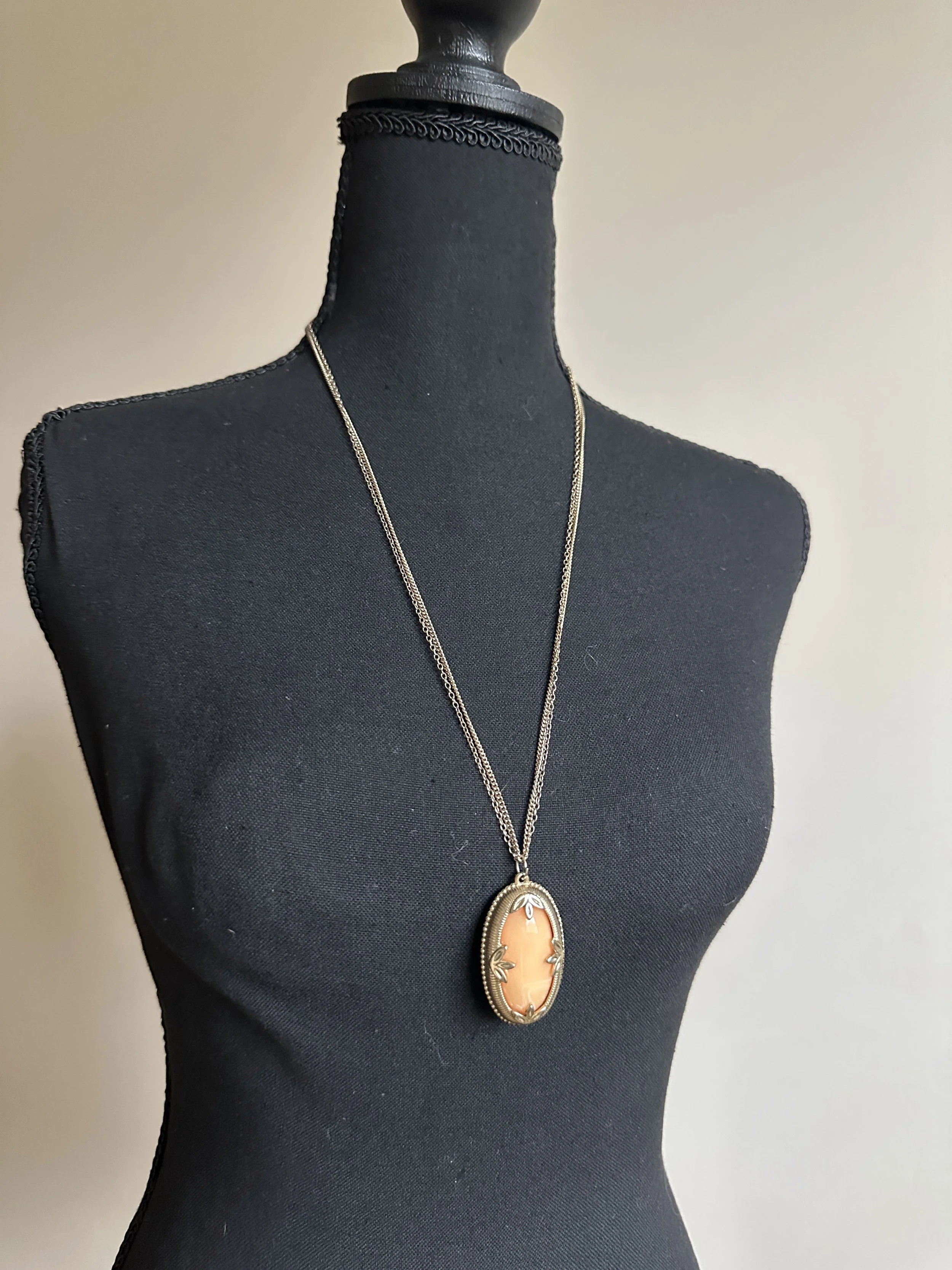 silver long locket 2.JPG