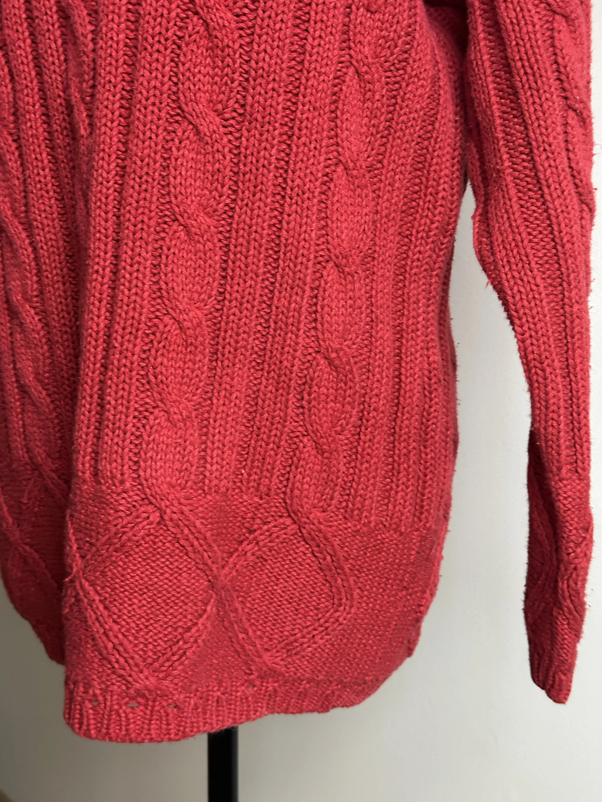 red knit 2.JPG