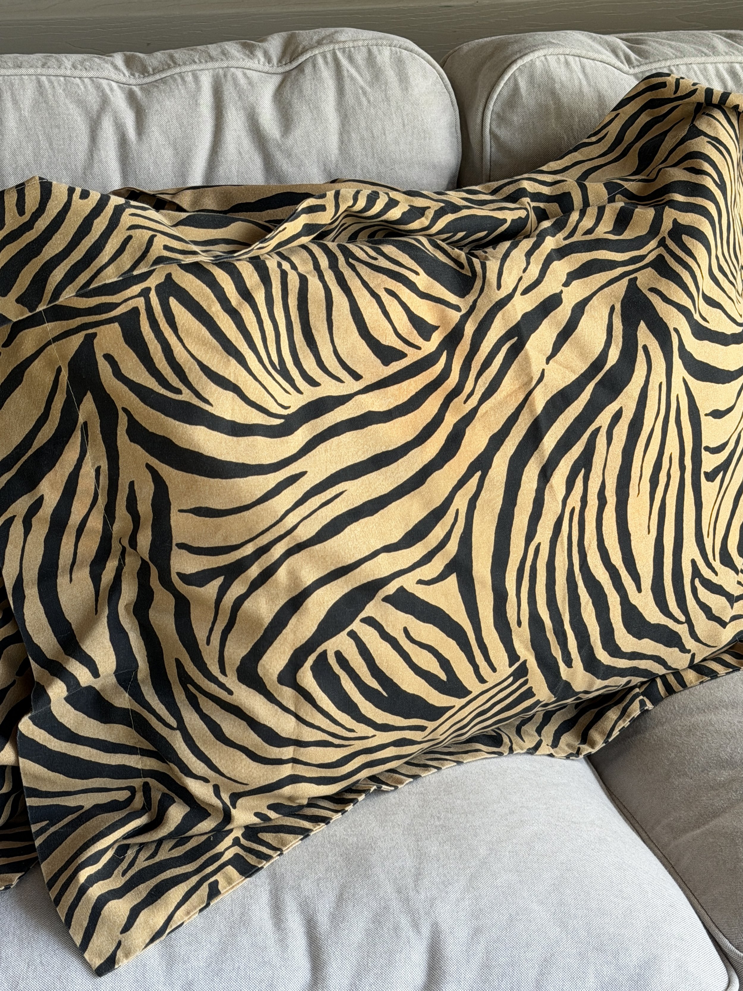 tiger pillow case 2.JPG