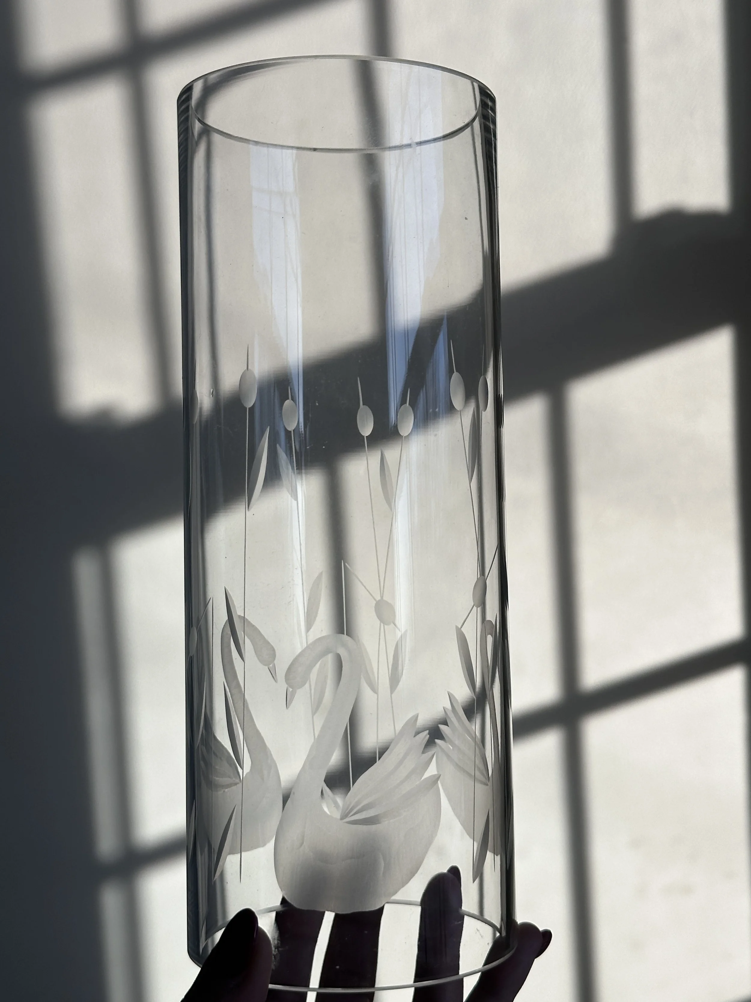 Etched Swan Hurricane Vase