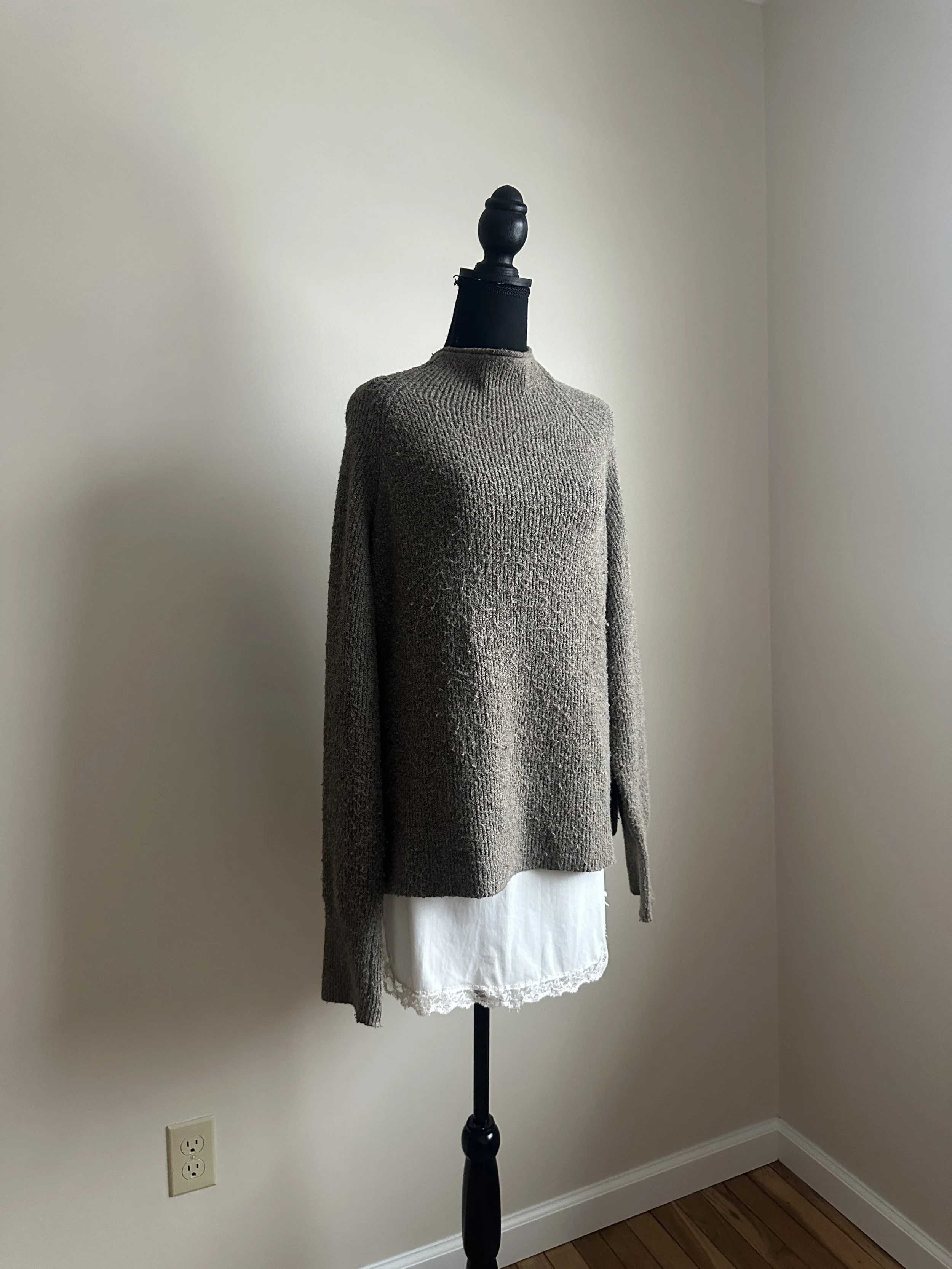 bow slip skirt 3.JPG