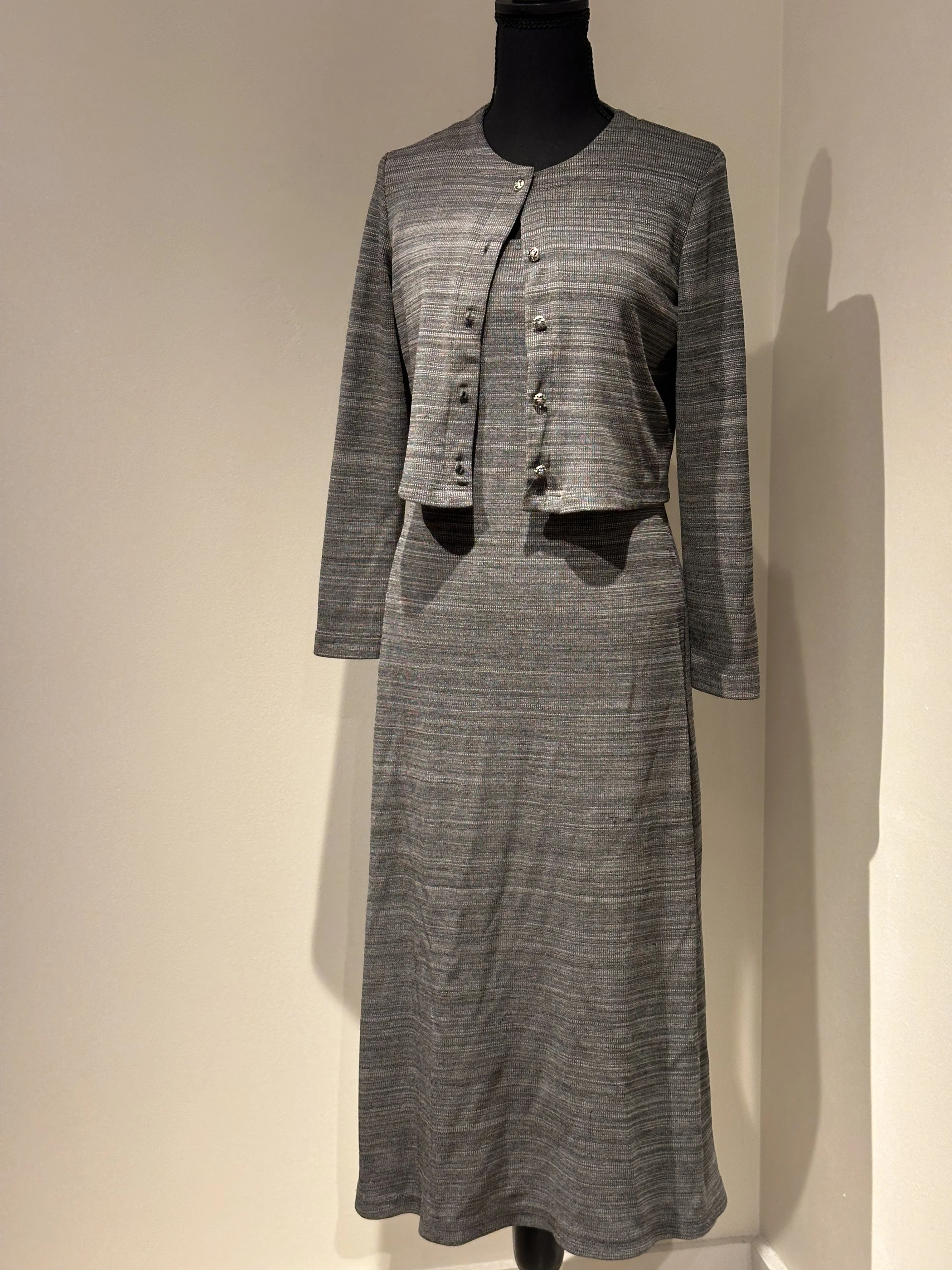 gray dress 4.JPG