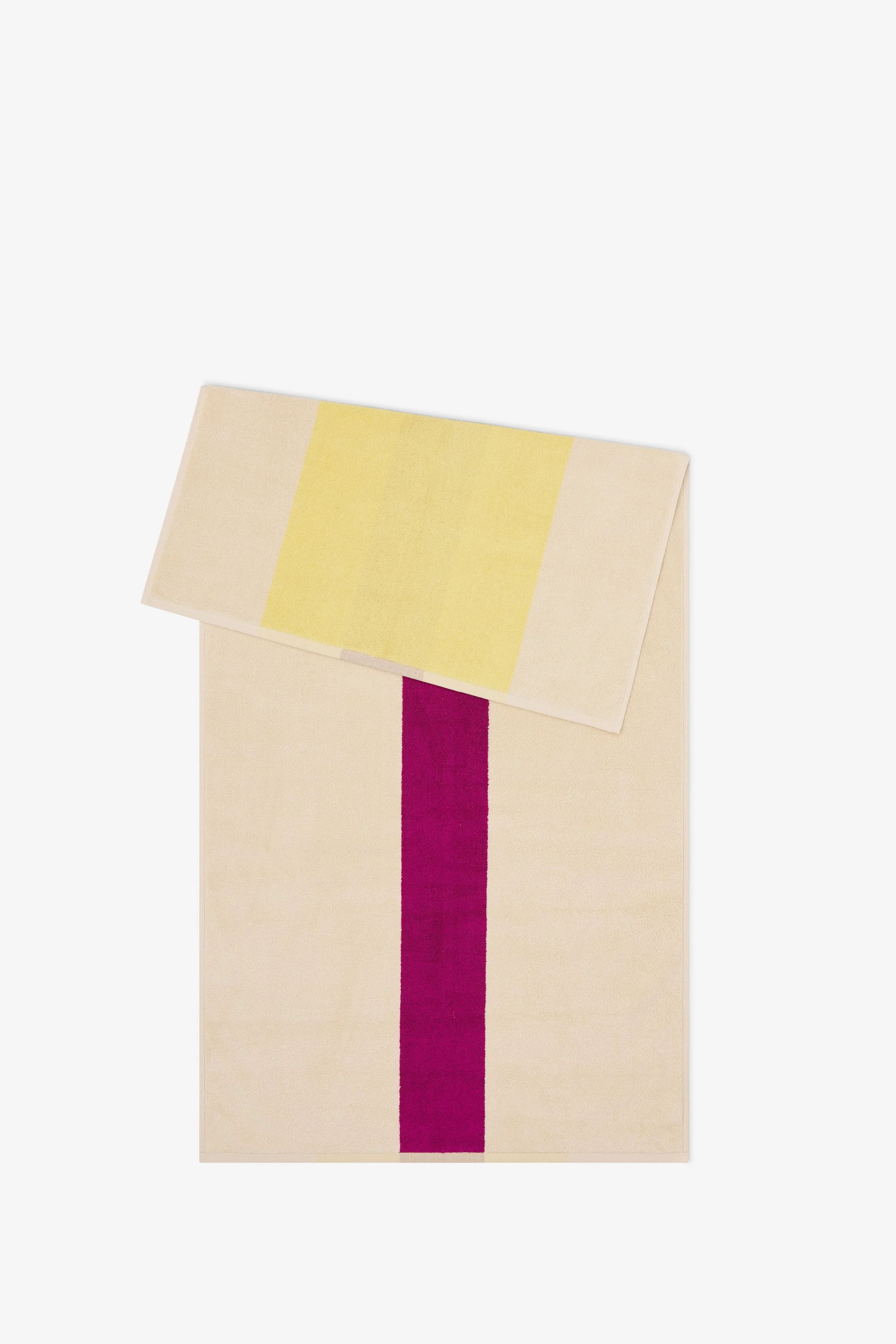 serviette-bain-towel-suite702-martens-momentum-design-store-lille-rijsel-deco-maison-CMMTT70YEFU_SUITE702_back.jpg