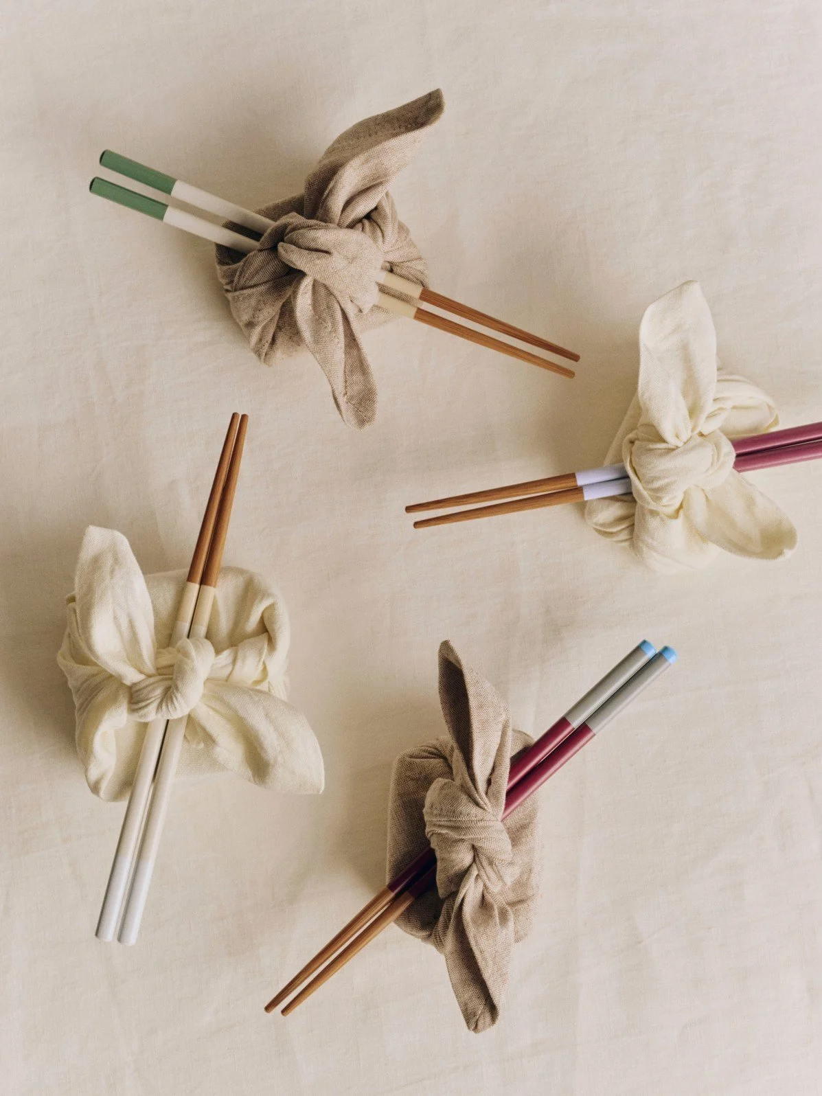 chopsticks-baguettes-hay-momentum-design-store-lille-rijsel-Colour Sticks set of 4 subtle.jpg