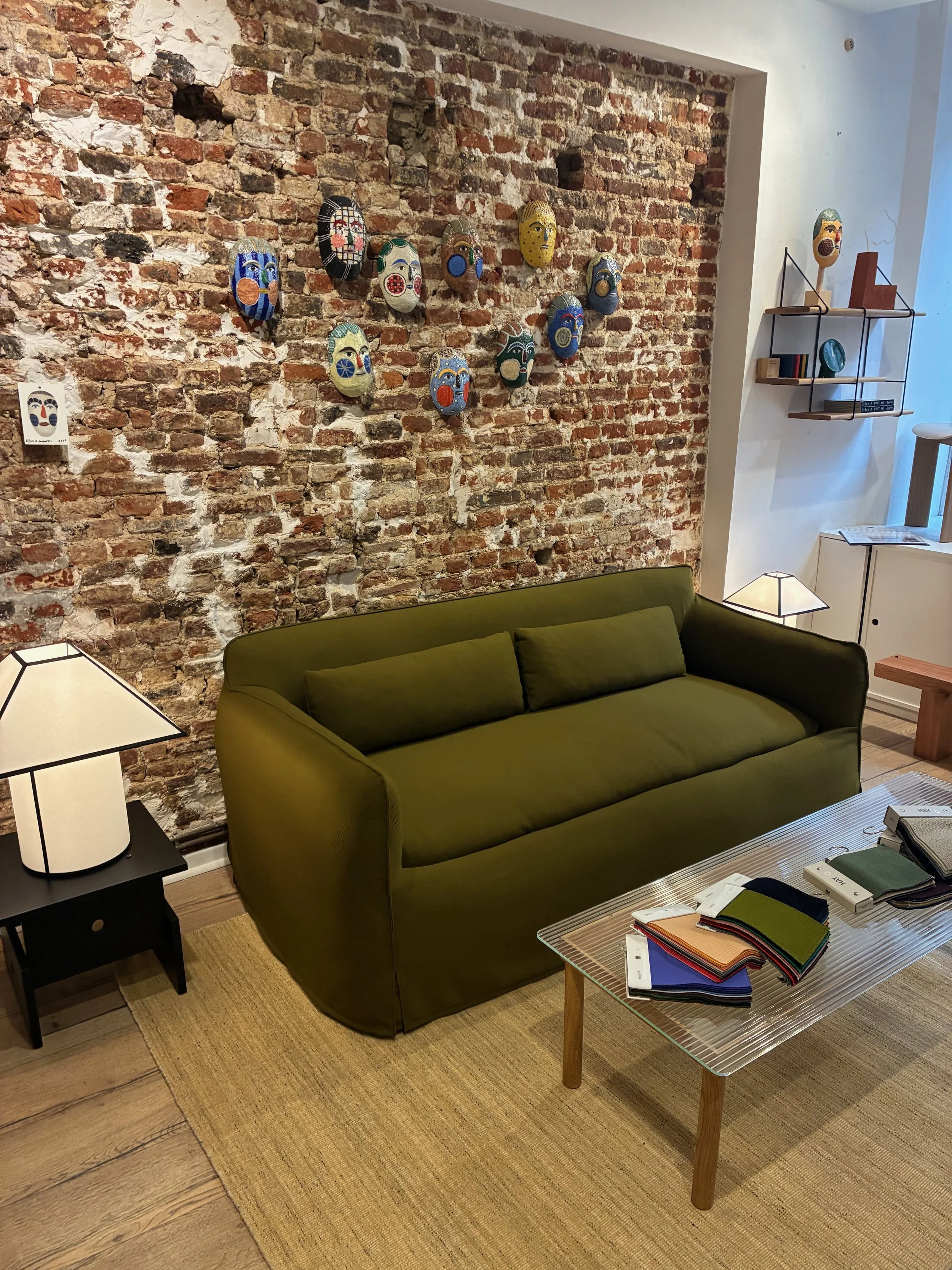CANAPE-MIMI-SOFA-2,5-PLACES-HAY-MOMENTUM-DESIGN-STORE-LILLE-MEUBLE-SOFA-MOBILIER-SALON-DECO.jpeg