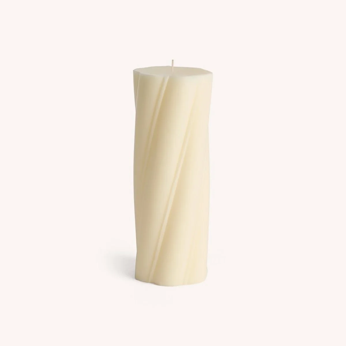 grande-bougie-torsade-bordeaux-ivoire-hay-momentum-design-store-lille-rijsel-deco-luminaires-mobilier-AG067-A603-AE90_Soft Serve Candle L ivory.jpg