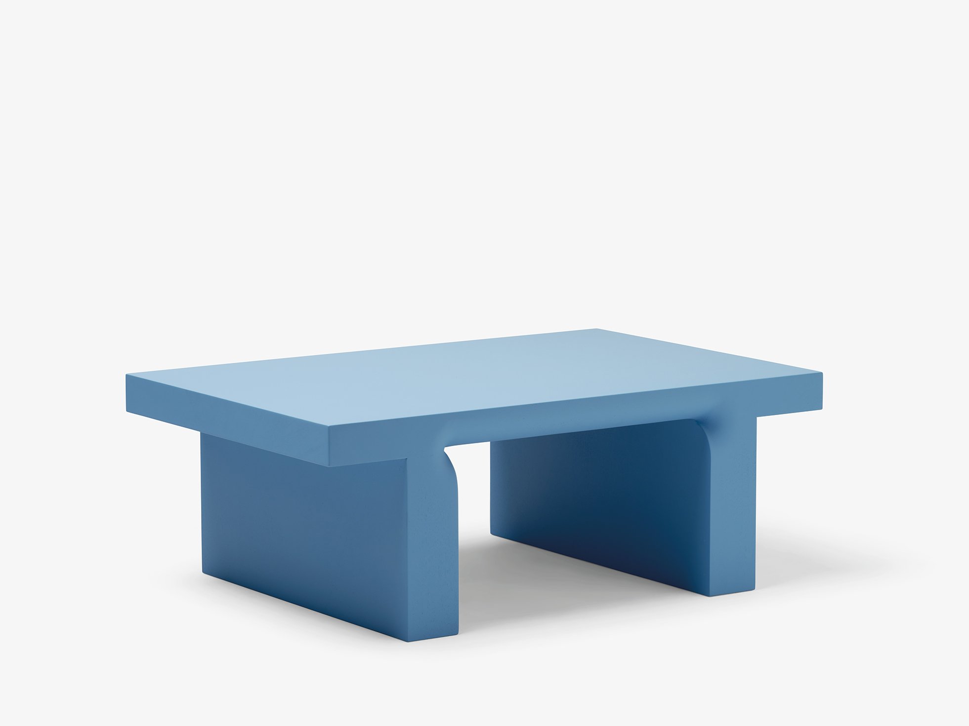 table-basse-cafe-mattiazzi-bois-momentum-design-store-lille-rijsel-deco-mobilier-meubles-MC23 - OTO_Coffee Table_Blue on Okoume_Ph Studio AKFB.jpg