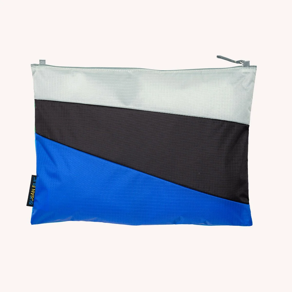 pochette-pouch-L-leftover-susanbijl-lifestyle-momentum-design-store-lille-rijsel-deco-mobilier-selection-TNP.LEF3.MUL.WEN-L-1887-710-96.jpg