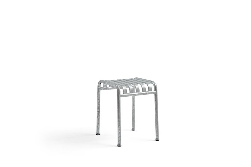 tabouret-palissade-jardin-outdoor-terrasse-meuble-hay-momentum-design-store-lille-mobilier-deco-rijselAA612-A234_Palissade Stool hot galvanised.jpg