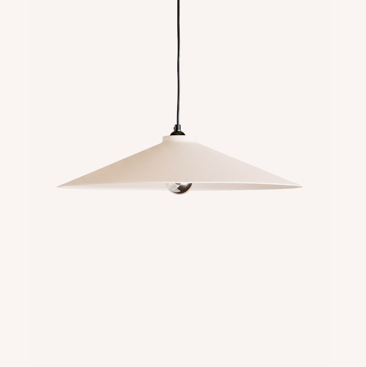 suspension-abat-jour-daily-paper-luminaire-blanc-matias-moellenbach-momentum-design-store-lille-rijsel-deco.png