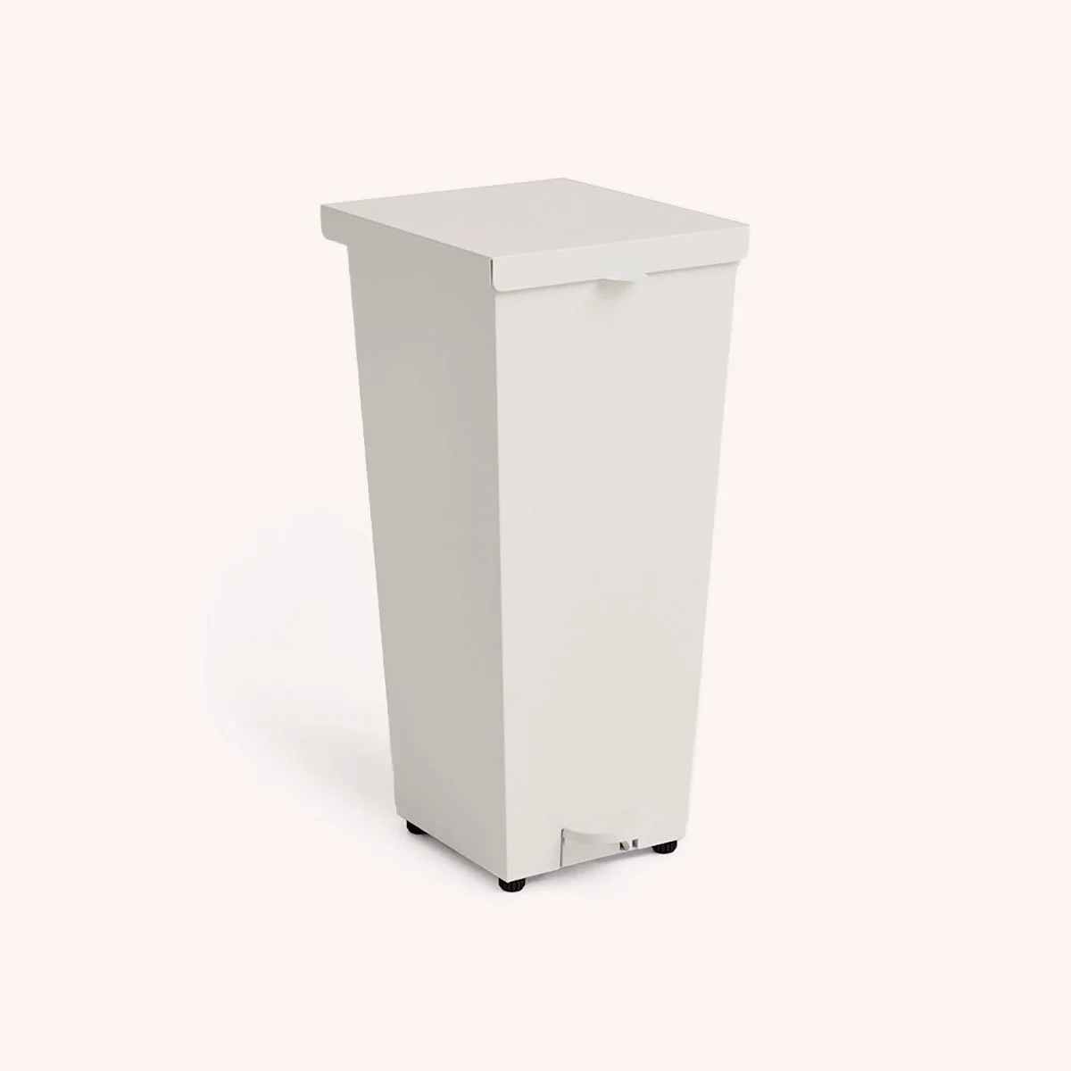 poubelle-loop-metal-bin-couvercle-cuisine-mobilier-salon-bureau-hay-momentum-design-store-lille-curation-rijsel-26l-white.jpg