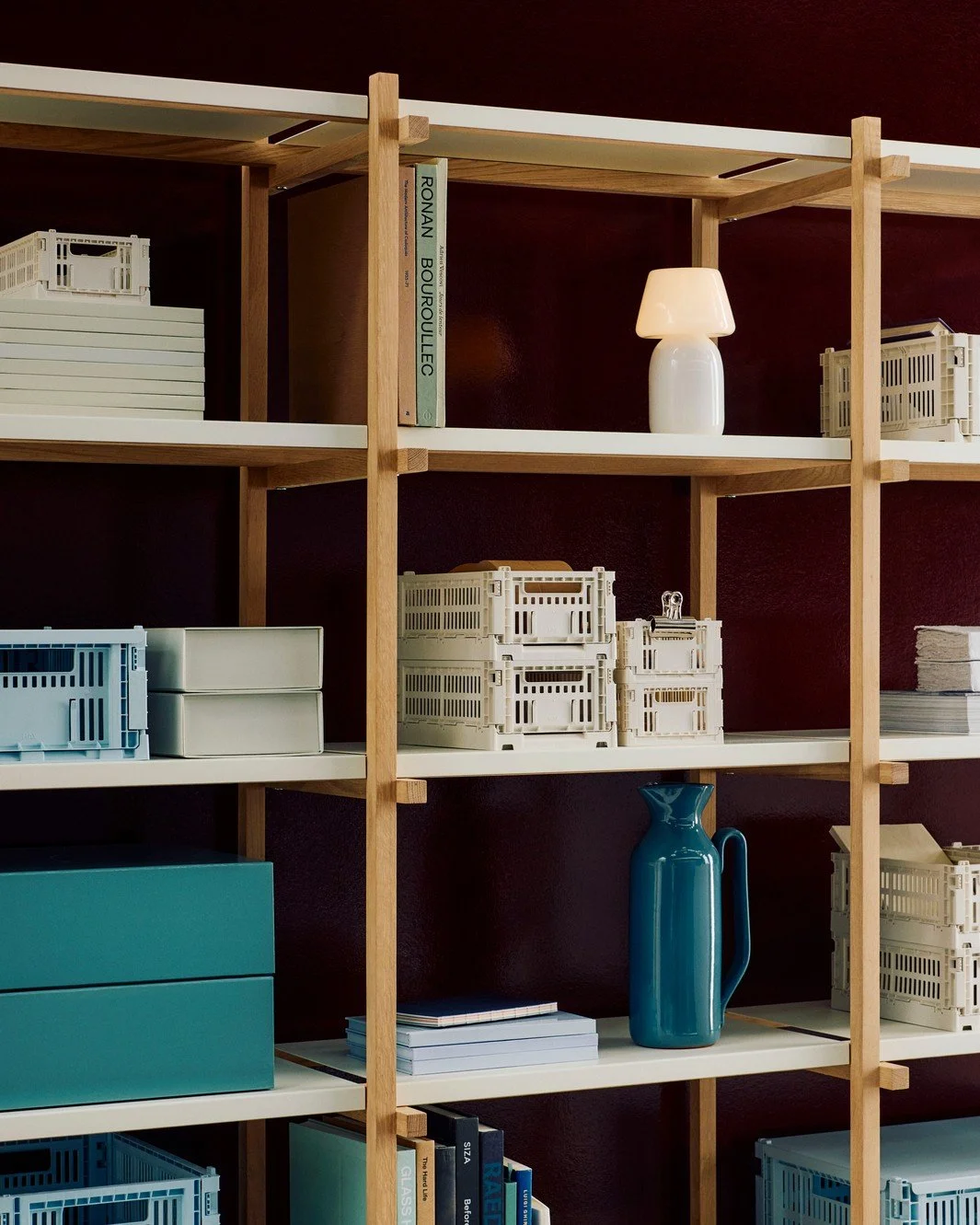 lampe-apollo-verre-portable-indoor-outdoor-faitmain-hay-momentum-design-store-lille-mobilier-deco-rijselWoody Shelving_Colour Storage_Colour Crate_Barro Jug_Apollo Portable 01.jpg