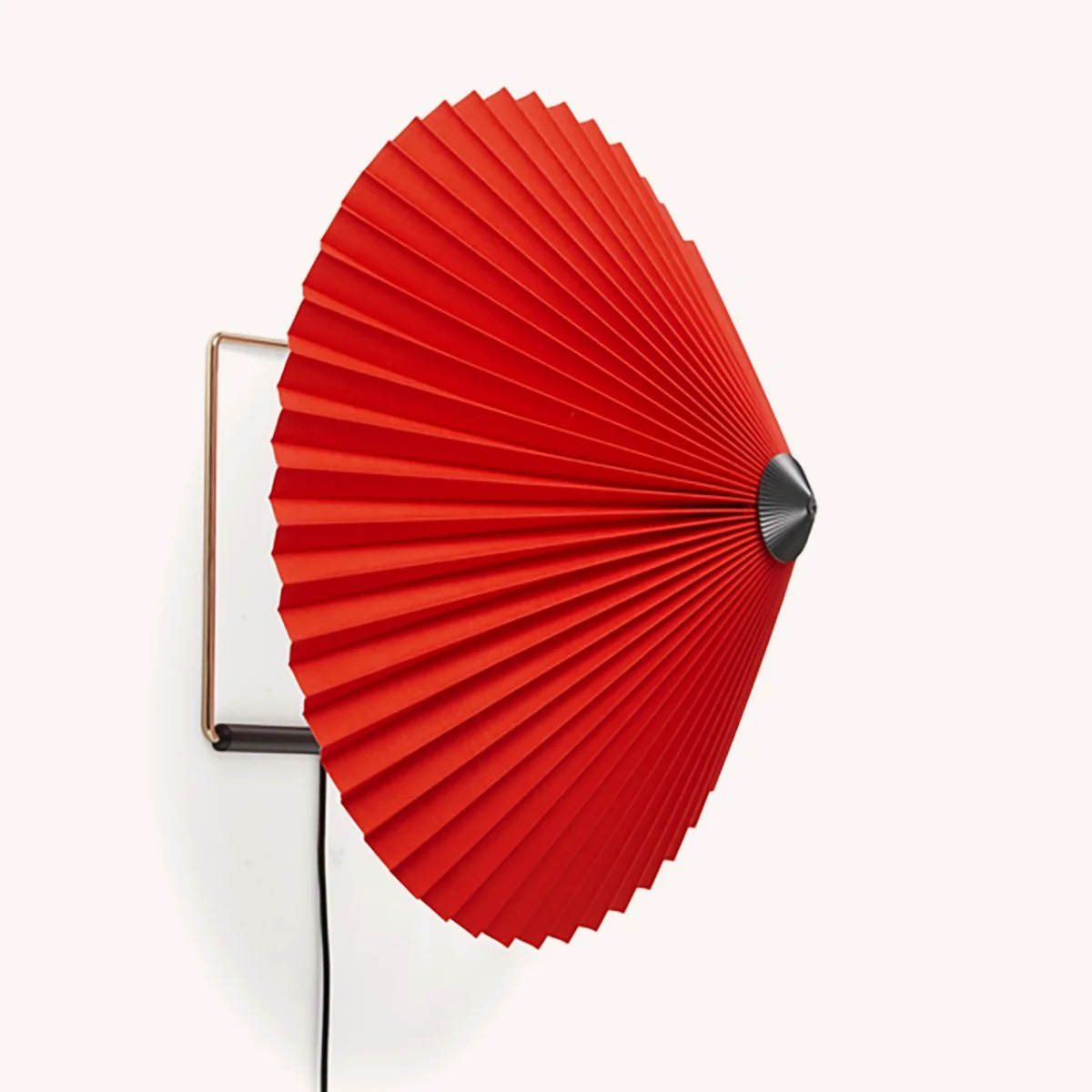 applique-mural-luminaire-inga-sempe-hay-momentum-design-store-lille-rijsel-curation-lifestyle-mobilier-deco-AA959-A569-AB79_Matin Wall 380 bright red shade.jpg