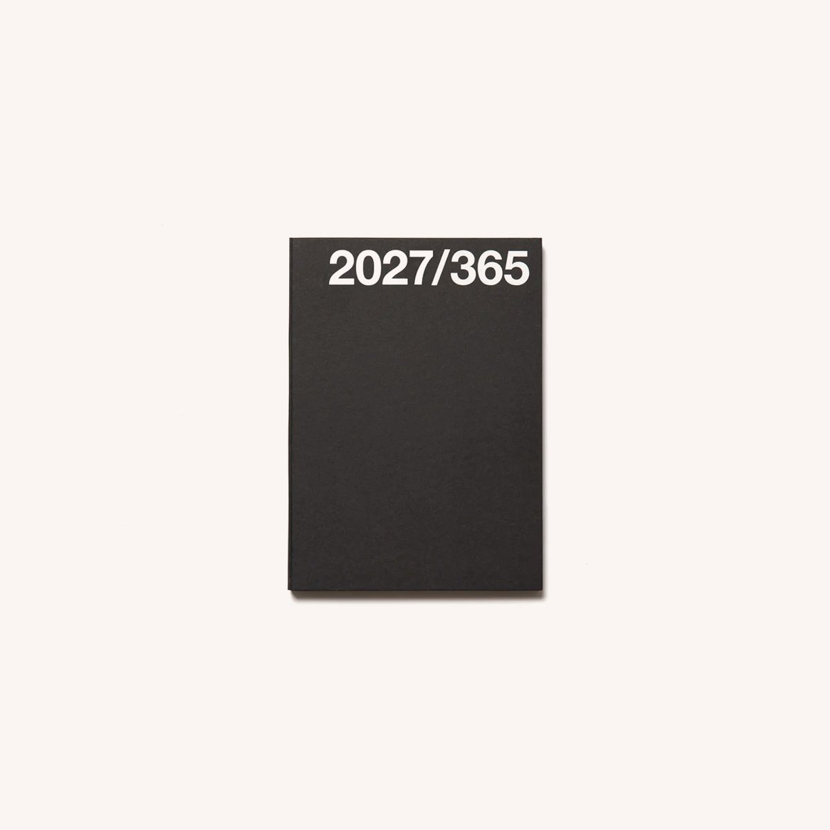 agenda-2027-marjolein-delhaas-momentum-design-store-lille-rijsel-papeterie-Marjolein-Delhaas_2027_Diary-Planner_Basic_PBK-scaled copie.jpg