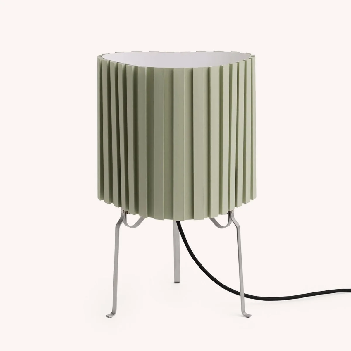lampe-a-poser-bureau-salon-hay-momentum-design-store-lille-rijsel-deco-luminaires-mobilier-AF810-F647-AV46_Canelé Table Lamp 370 almond green.jpg