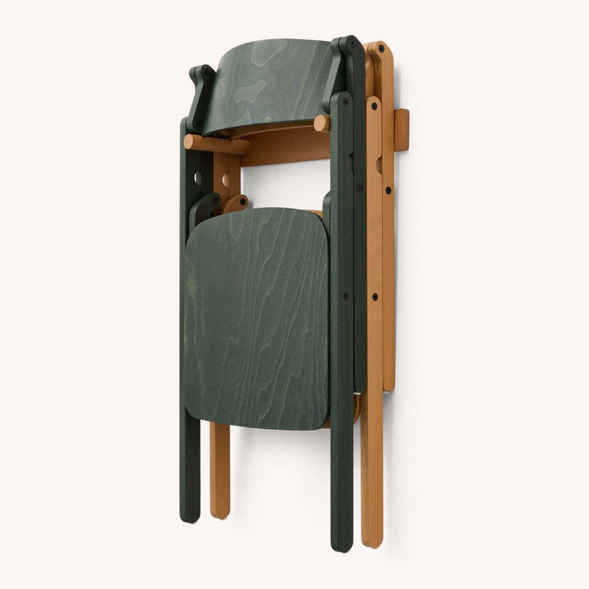 chaise-backlfip-pliable-bois-2026-support-mural-salon-diner-cuisine-hay-meubles-momentum-design-store-lille-rijsel-deco-mobilier-meubles-Backflip Chair and Backflip Wall Bracket, golden.jpg