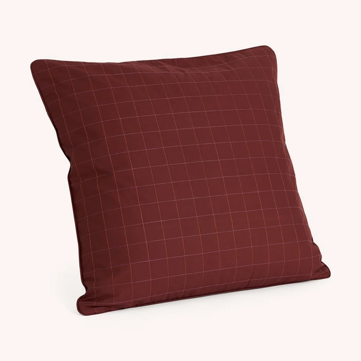 coussin-sofa-canape-salon-doshi-levien-hay-momentum-design-store-lille-rijsel-deco-luminaires-mobilier-AF172-D294-AV51_Dori Cushion maroon.jpg