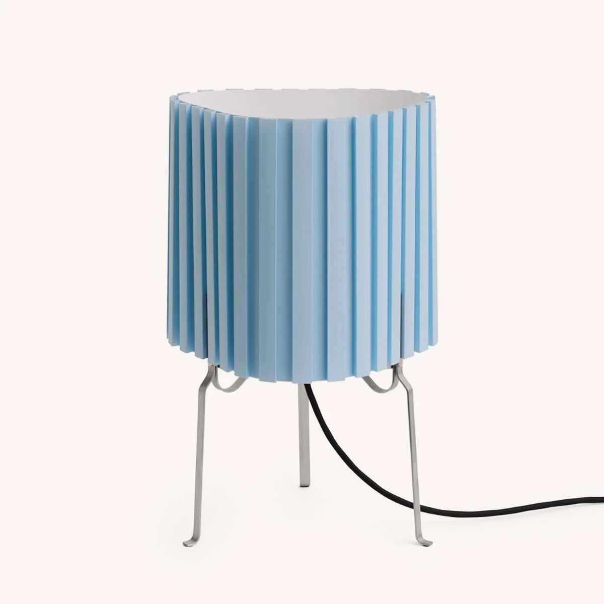 lampe-a-poser-bureau-salon-hay-momentum-design-store-lille-rijsel-deco-luminaires-mobilier-AF810-F647-AV47_Canelé Table Lamp 370 soft blue.jpg