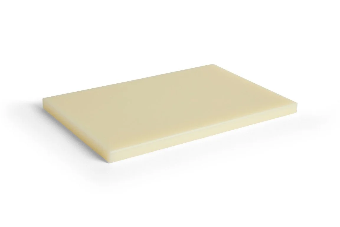 planche-a-decouper-hay-momentum-design-store-lille-cuisine-maison-Slice Chopping Board L ice lime.jpg