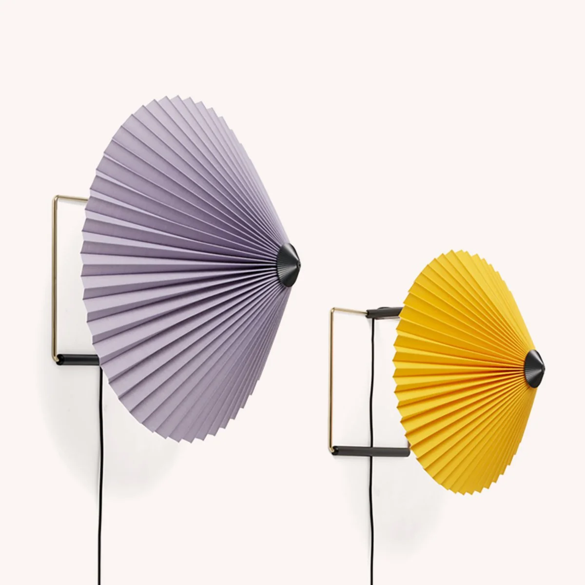 applique-mural-luminaire-inga-sempe-hay-momentum-design-store-lille-rijsel-curation-lifestyle-mobilier-deco-Matin Wall Family.jpg