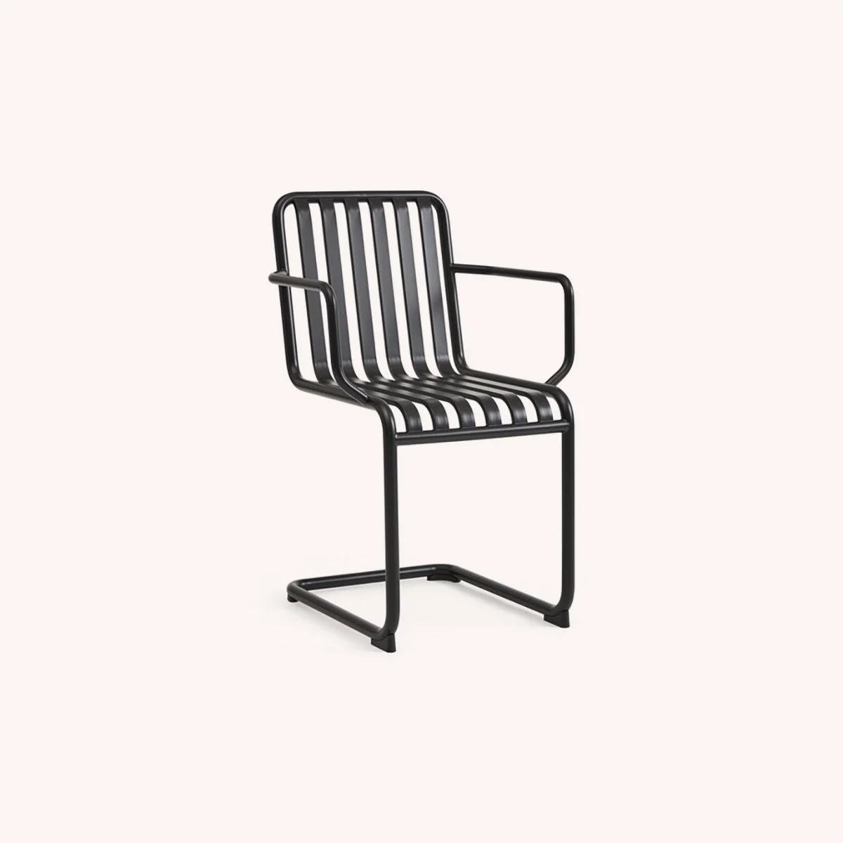 chaise-avec-accoudoirs-outdoor-jardin-bouroullec-hay-momentum-design-store-lille-rijsel-curation-mobilier-AF592-A235_Palissade Cantilever Armchair anthracite powder coated steel.jpg