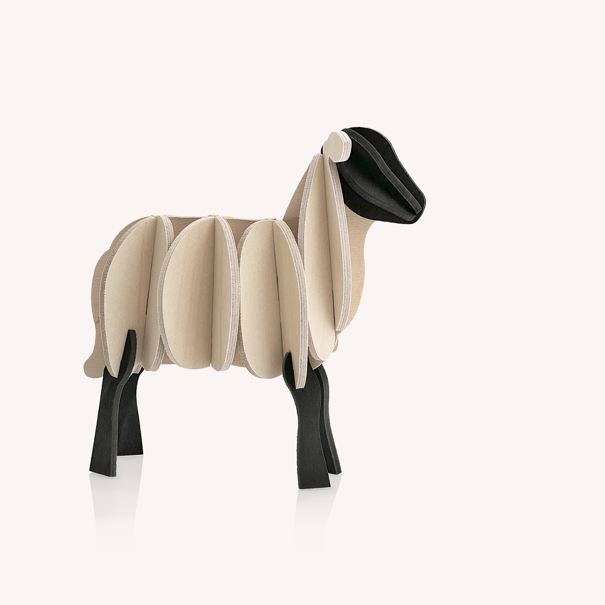 lovi-lamb-agneau-bois-7cm-diy-finland-momentum-design-store-lille-mobilier-deco-rijsel-Lovi Lamb Natural Mix.png