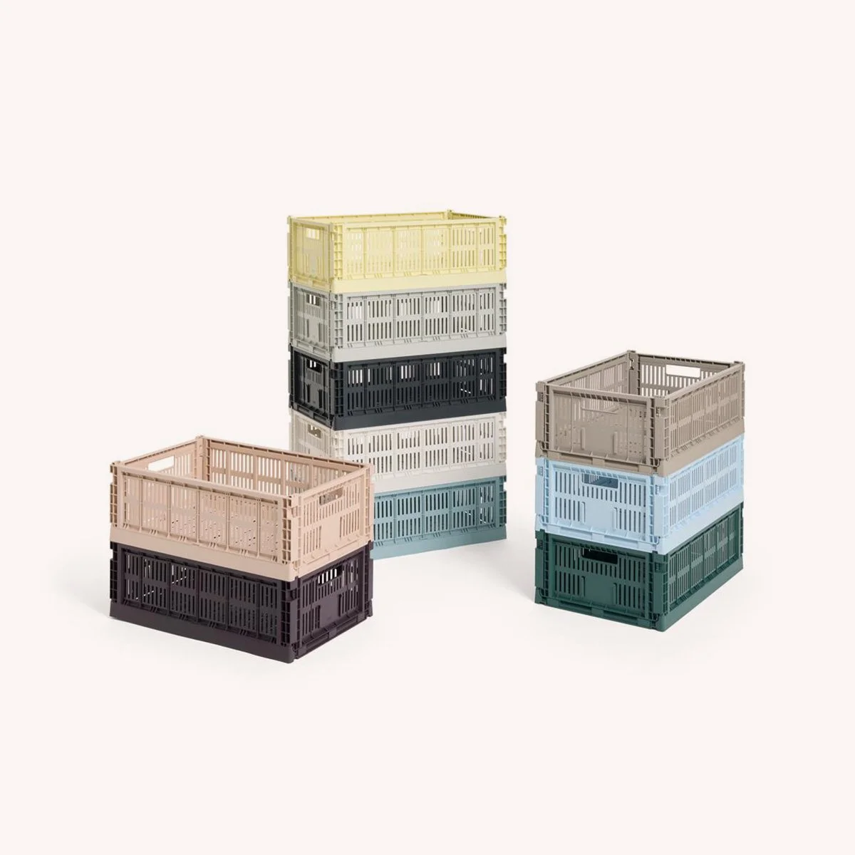 cagette-L-collection-recycle-colour-crate-hay-caisse-momentum-design-store-lille-curation-rijsel-HAY Colour Crate L family.jpg
