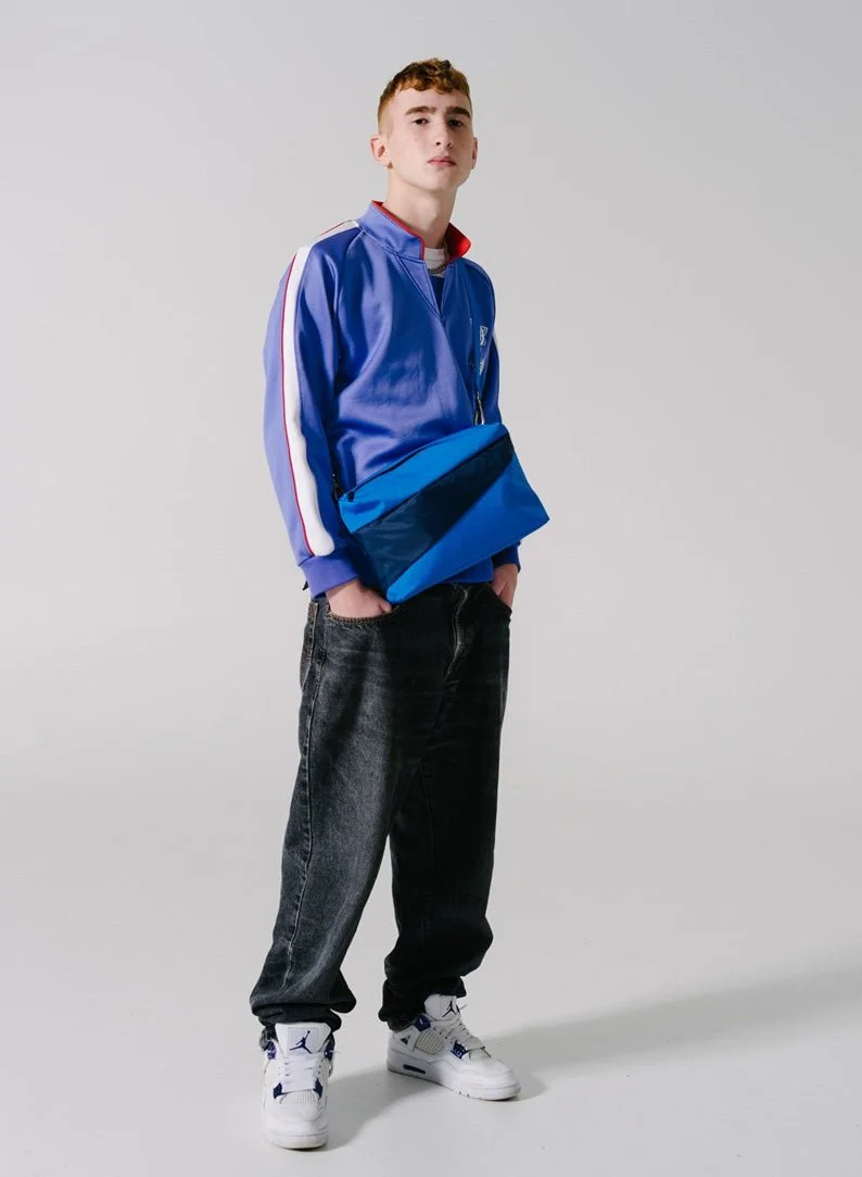 bum-bag-m-forever-susan-bijl-blue-navy-momentum-design-store-lille.jpg